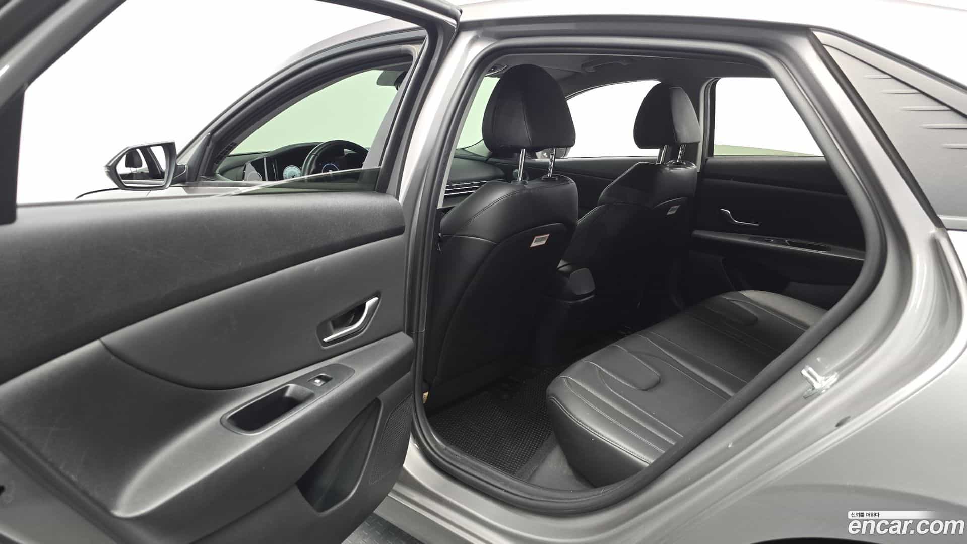 AVANTE Hyundai 2021.9-INNER-036