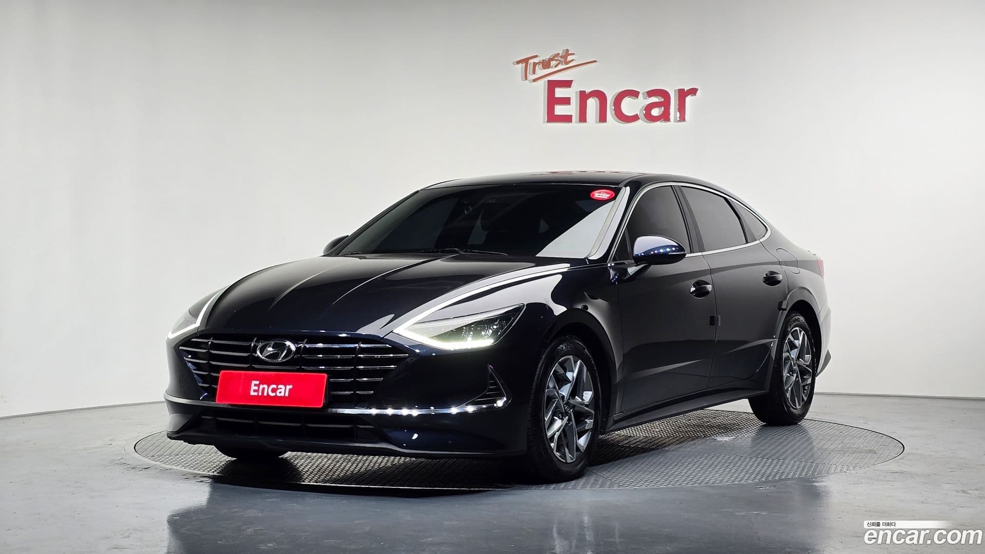 Main__Slider__Photo:Sonata Hyundai 2019.3-0