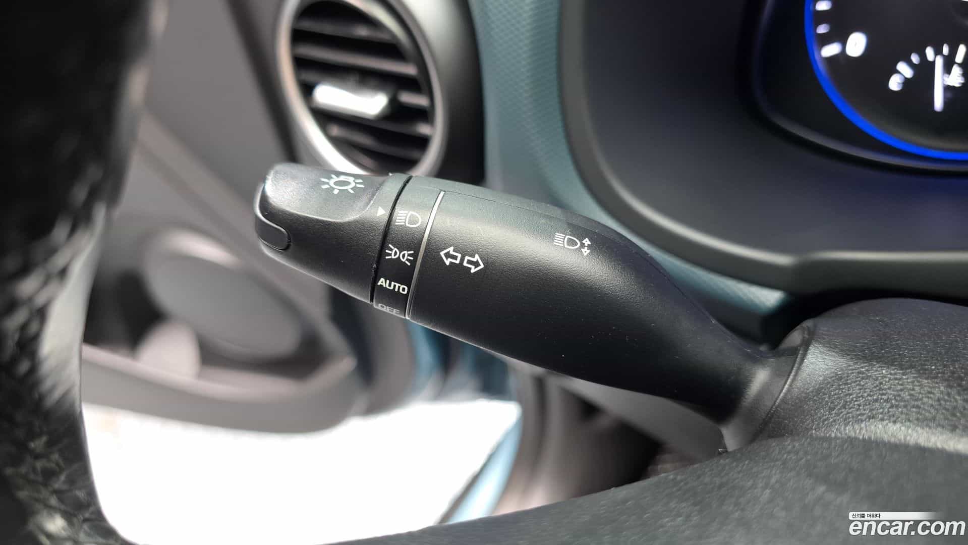 Kona Hyundai 2018.0-OPTION-020