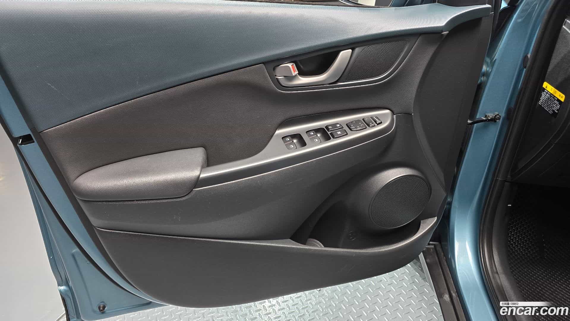 Kona Hyundai 2018.0-INNER-034
