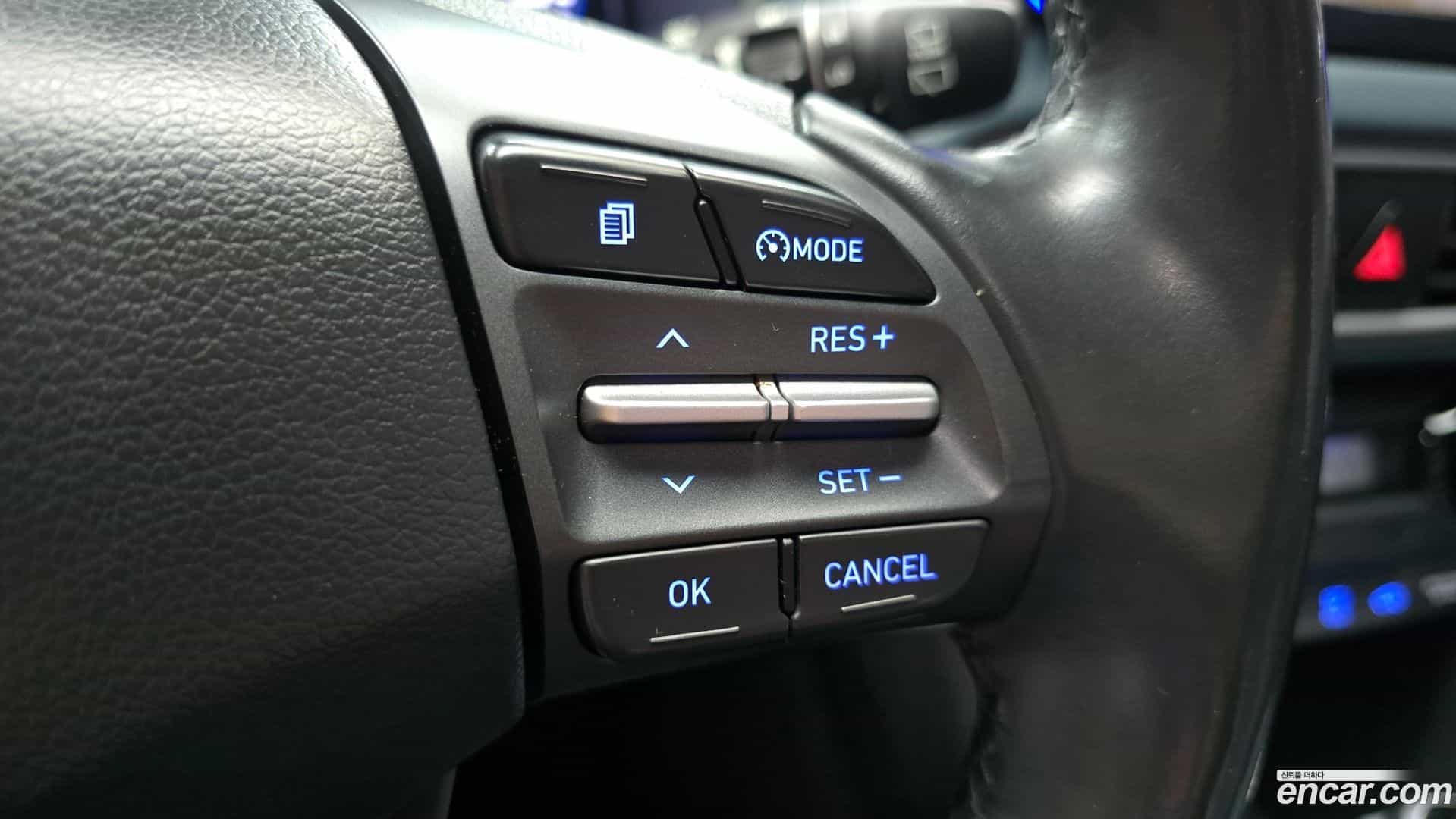 Kona Hyundai 2018.0-OPTION-041