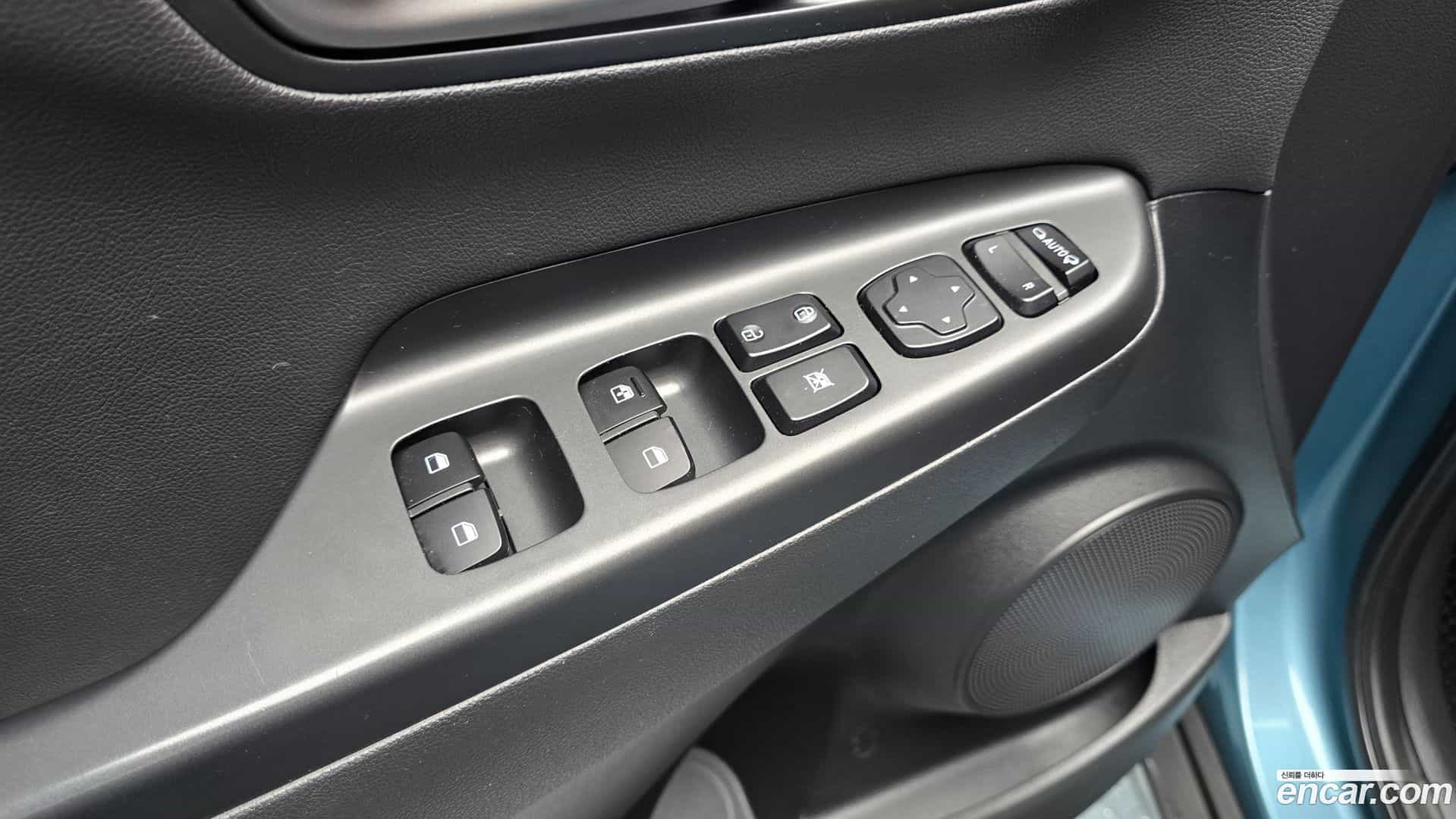 Kona Hyundai 2018.0-OPTION-042