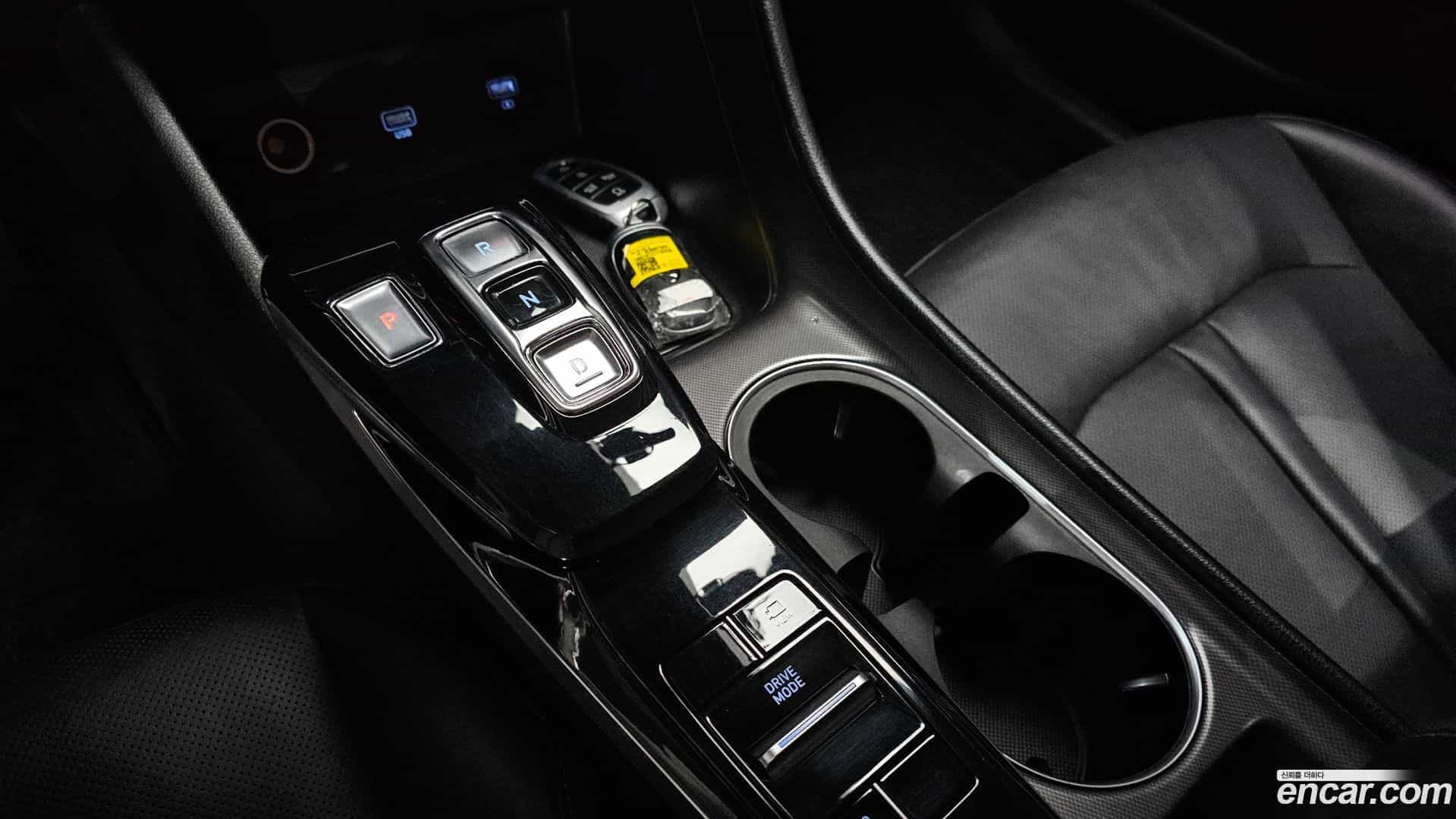 Sonata Hyundai 2022.2-INNER-009