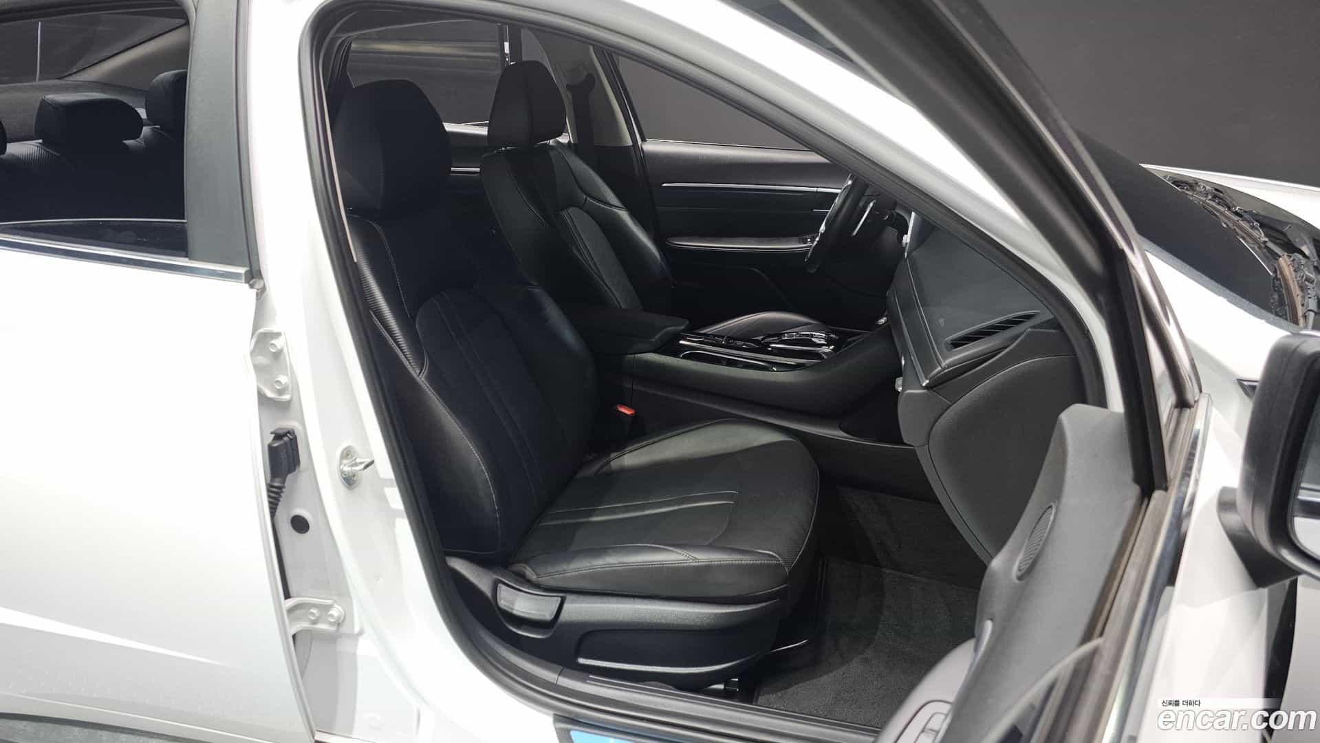 Sonata Hyundai 2022.2-OPTION-015