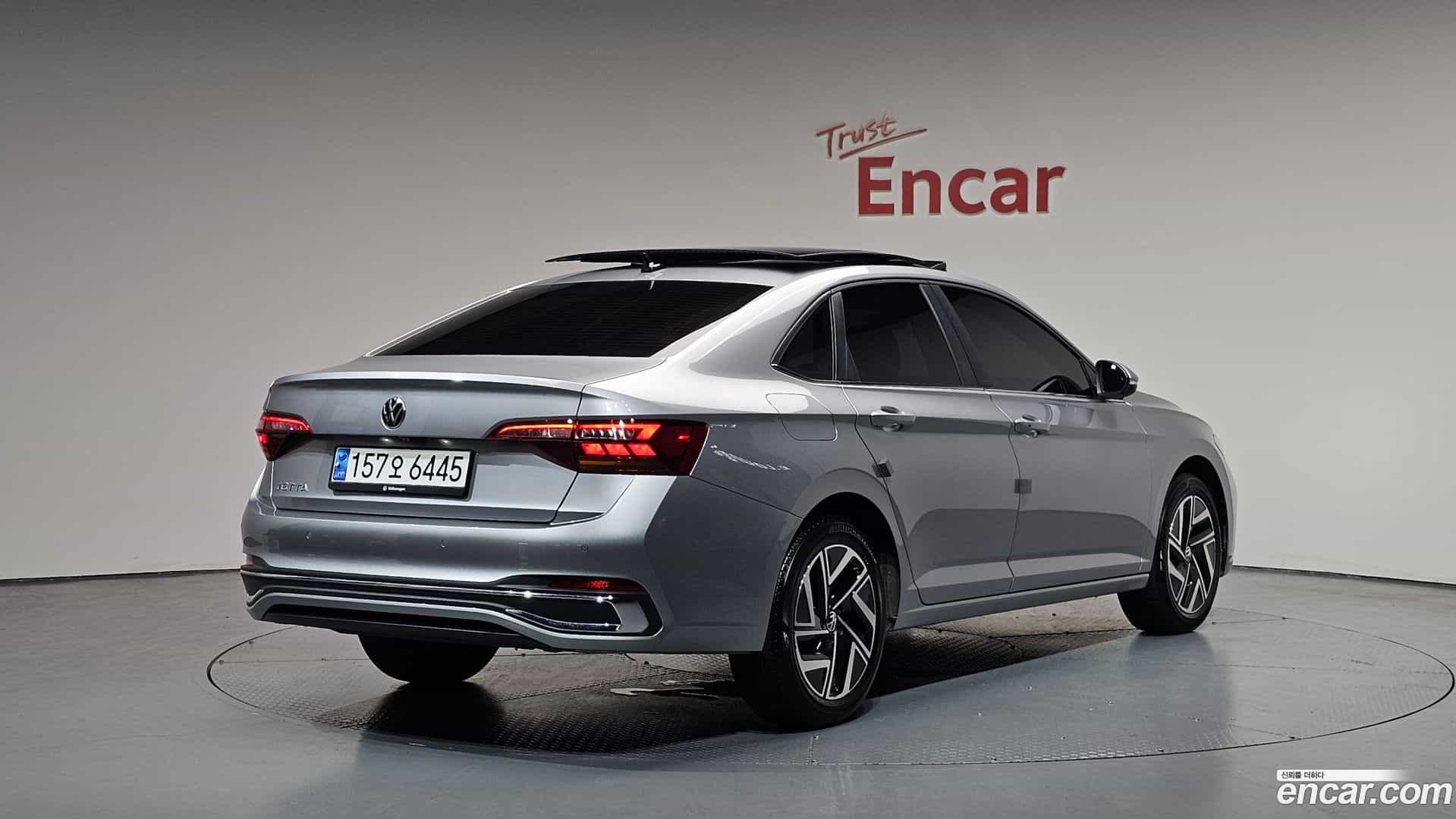 Jetta Volkswagen 2023.11-OUTER-002