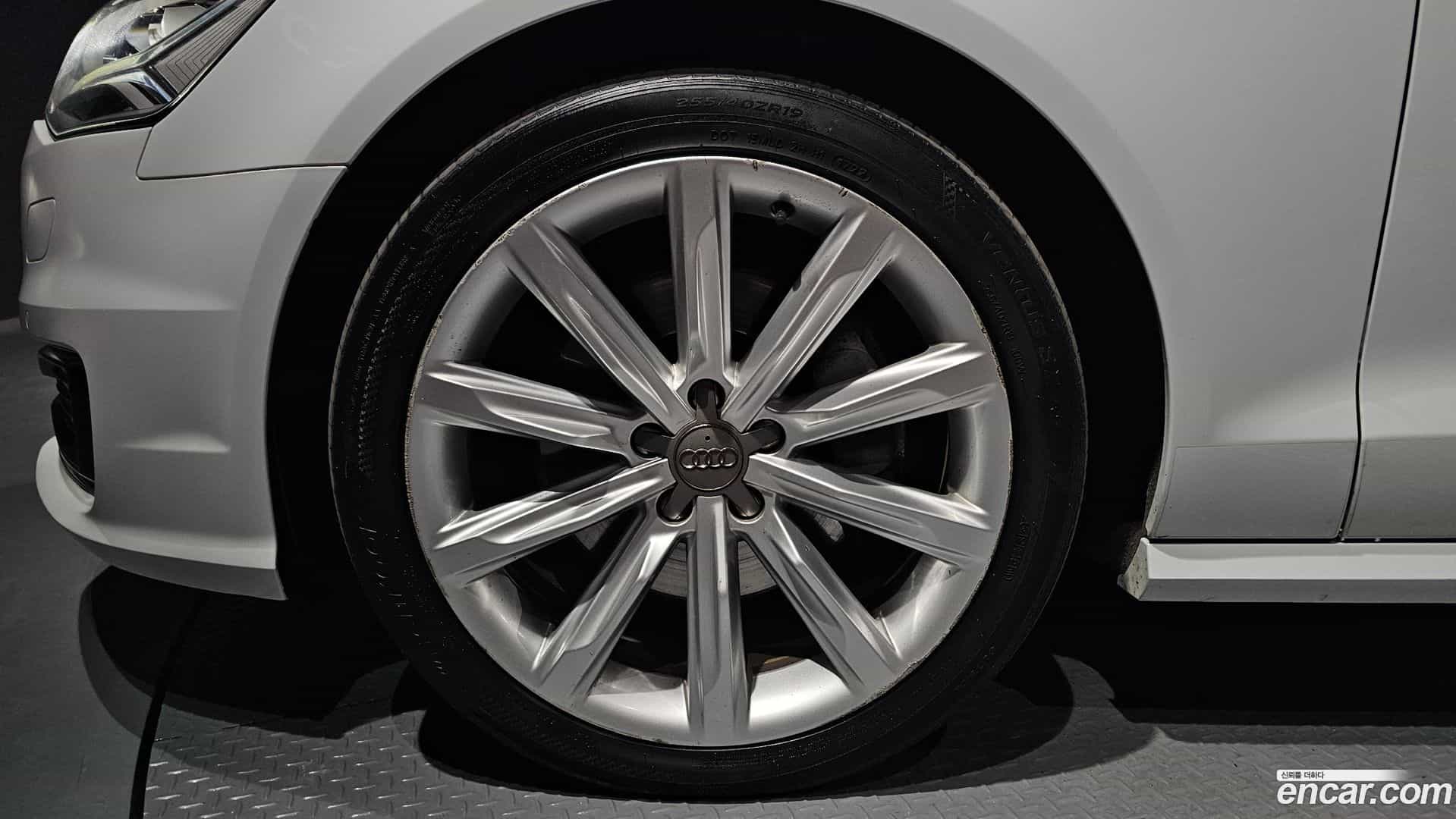 A6 Audi 2015.10-OUTER-005