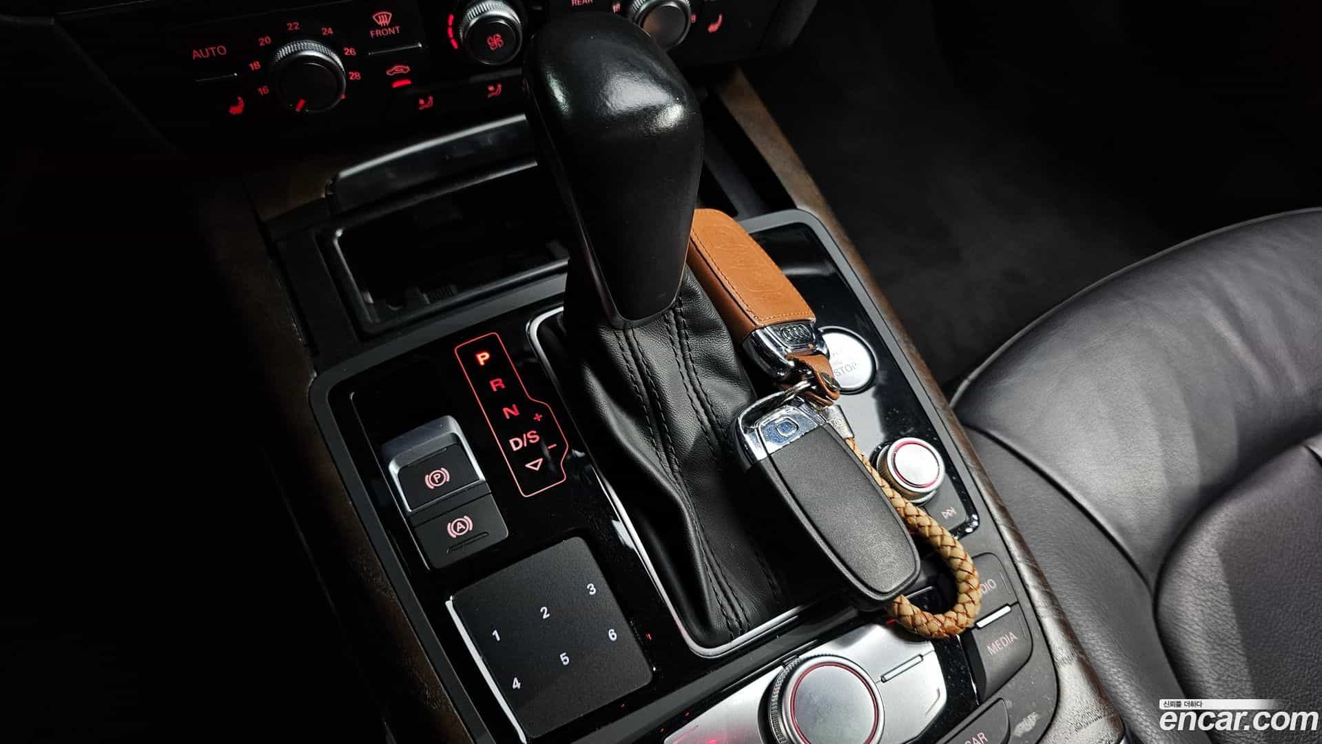 A6 Audi 2015.10-INNER-009