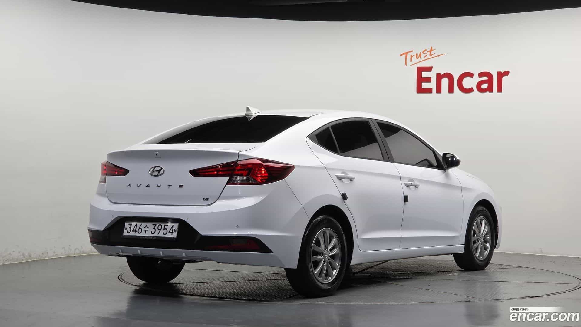 AVANTE Hyundai 2019.9-OUTER-002
