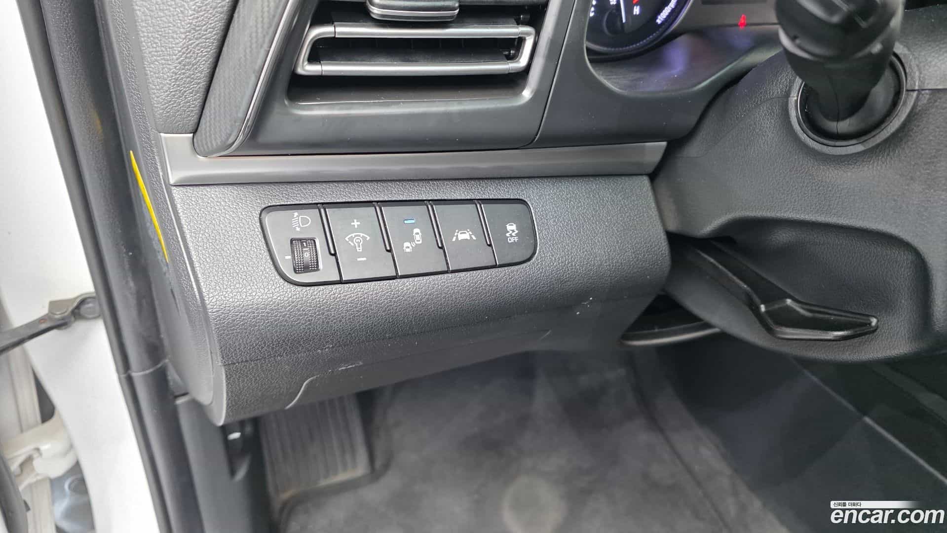 AVANTE Hyundai 2019.9-OPTION-022
