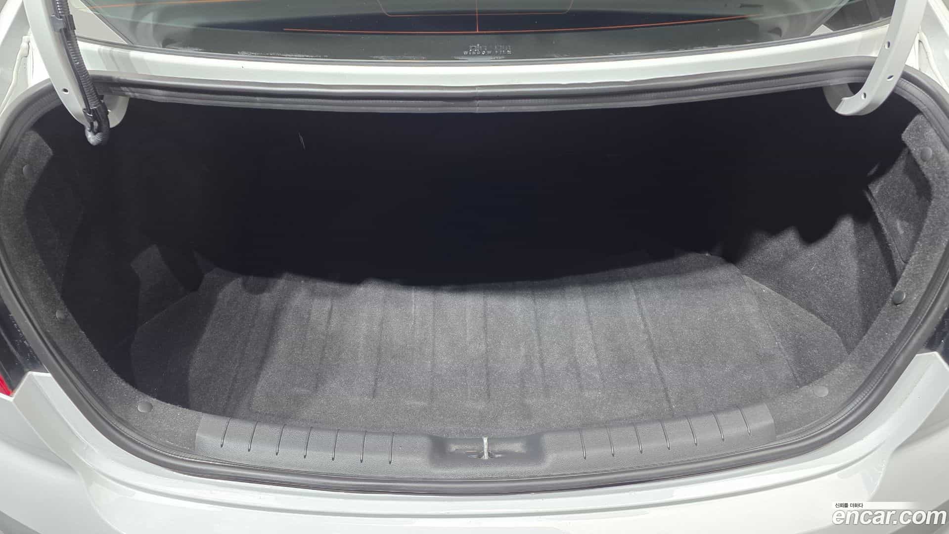 AVANTE Hyundai 2019.9-OPTION-024