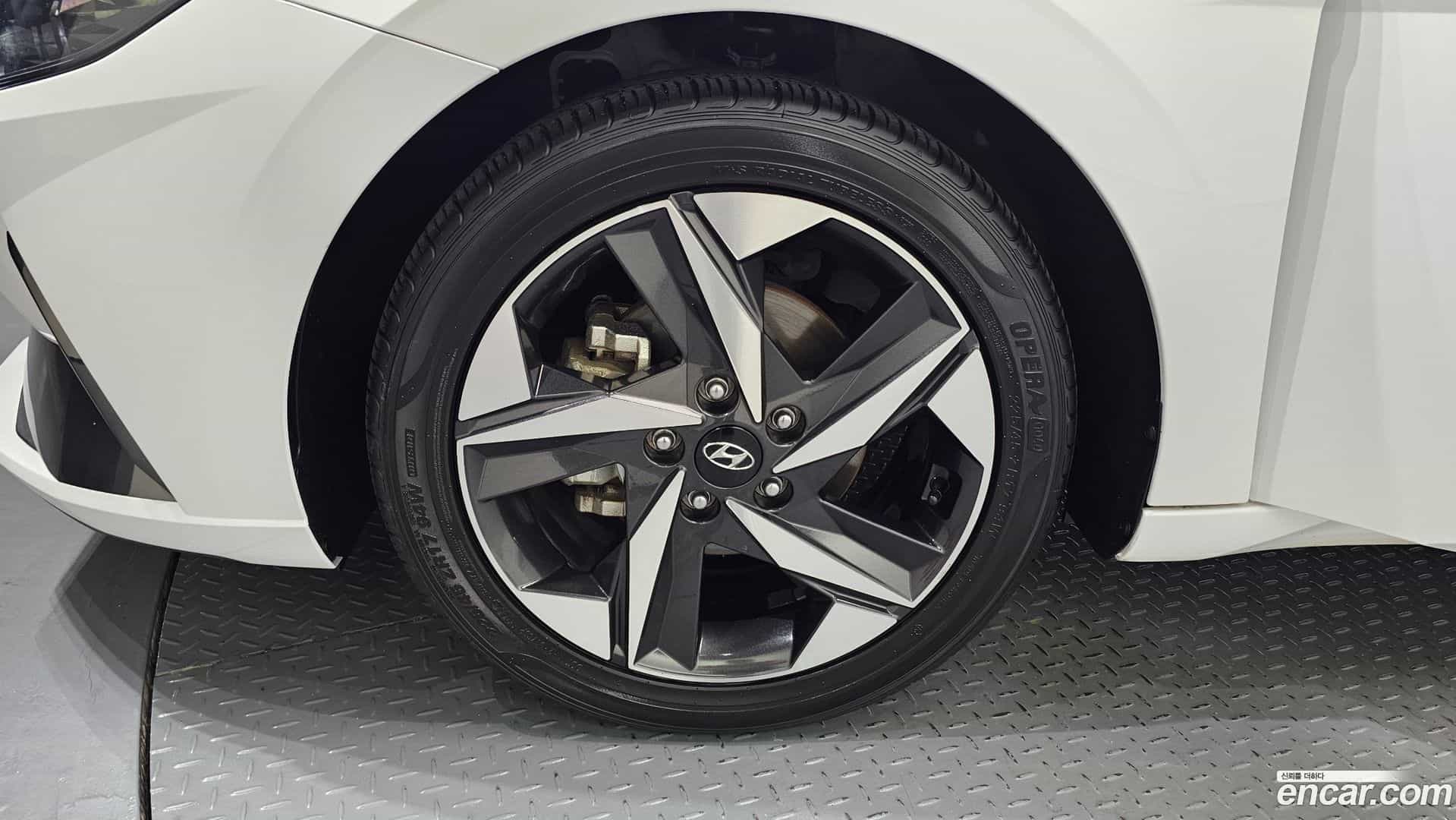 AVANTE Hyundai 2022.11-OUTER-005