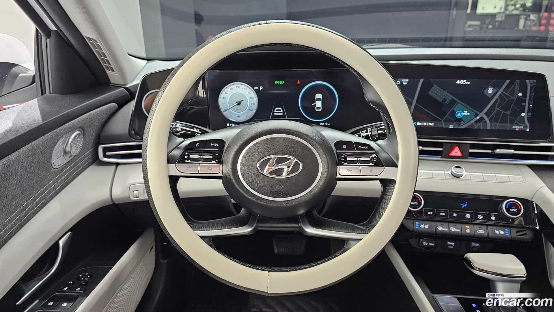 AVANTE Hyundai 2022.11-OPTION-017