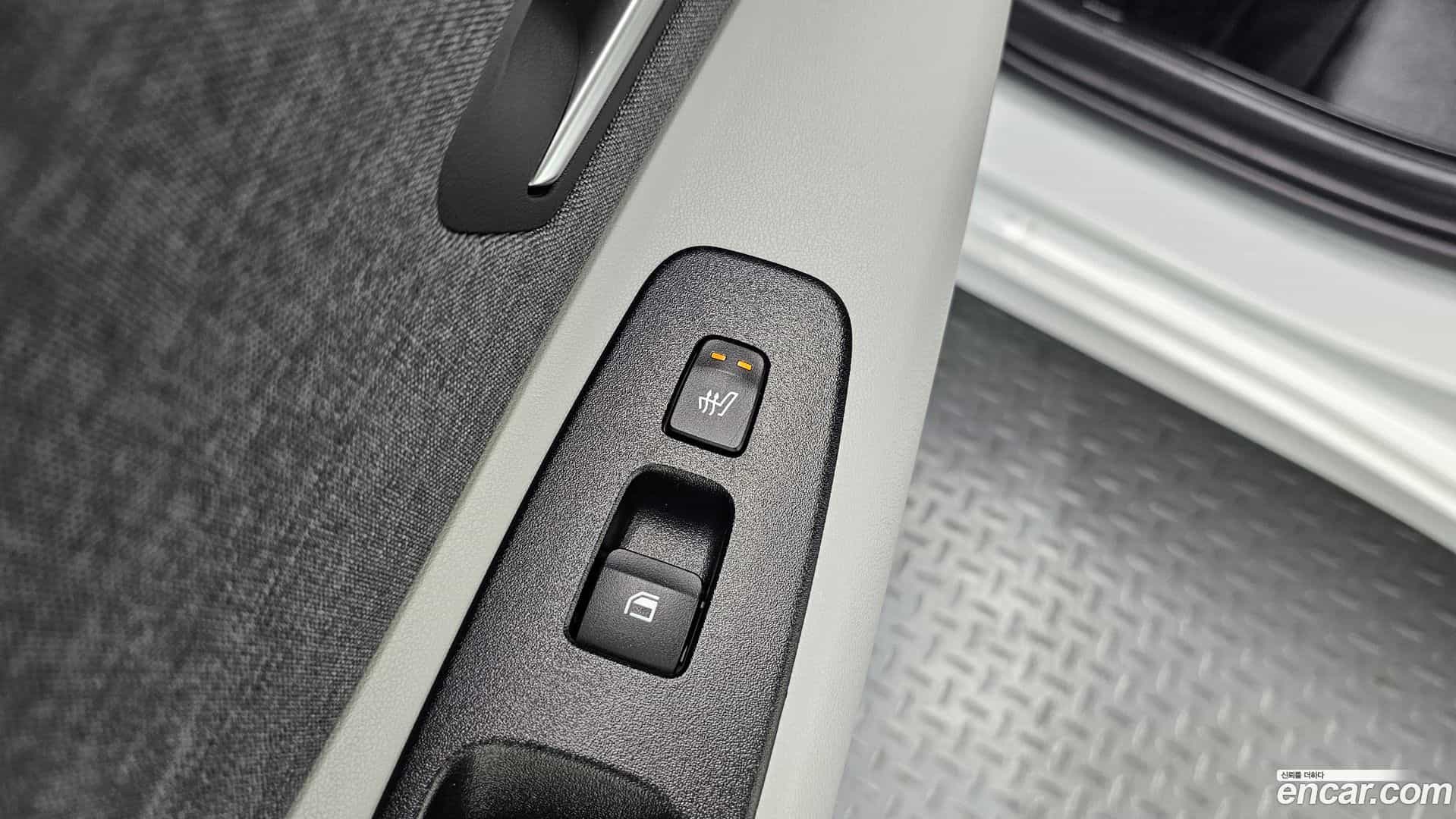 AVANTE Hyundai 2022.11-OPTION-041