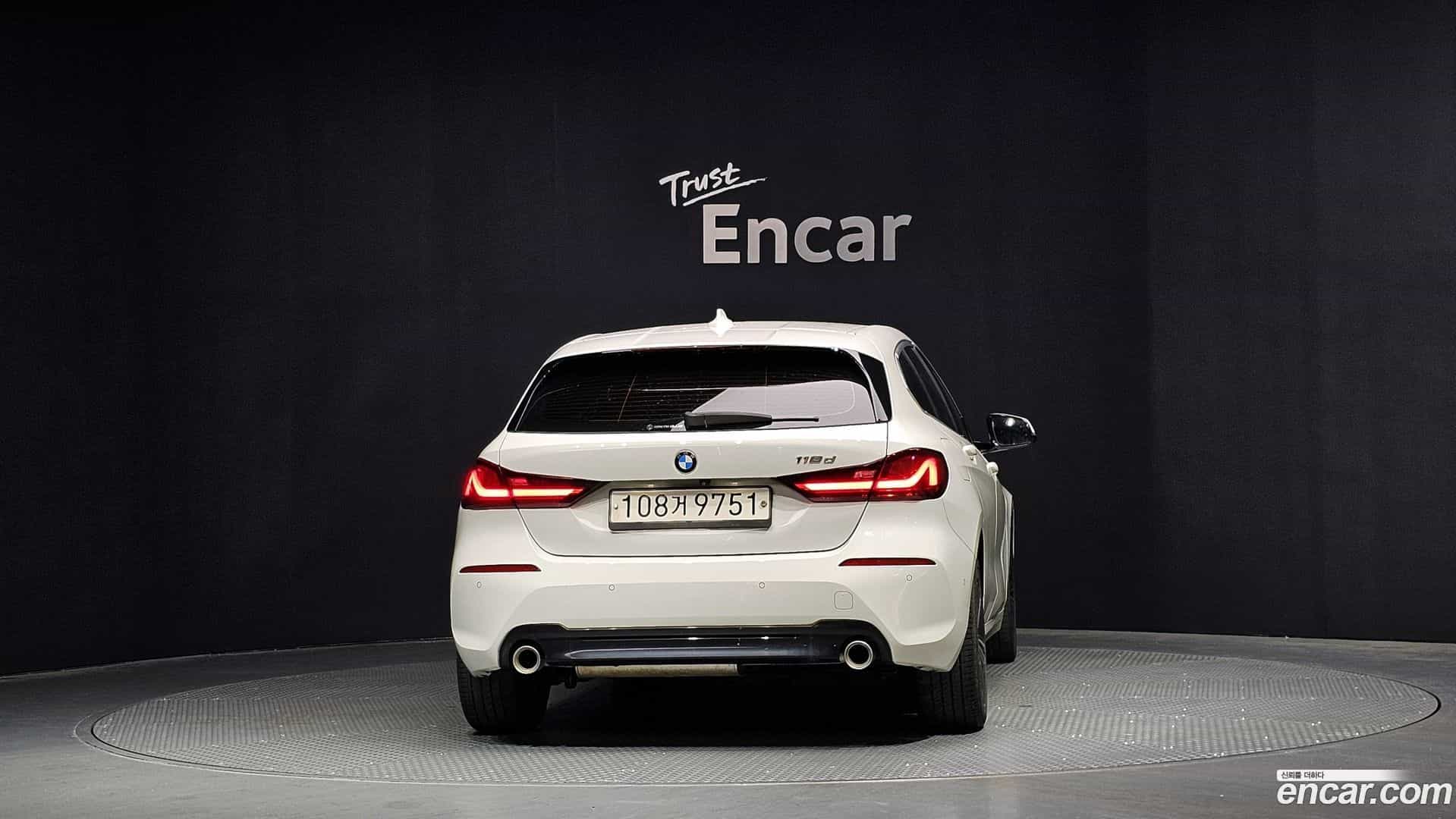 1-Series BMW 2020.2-OUTER-004