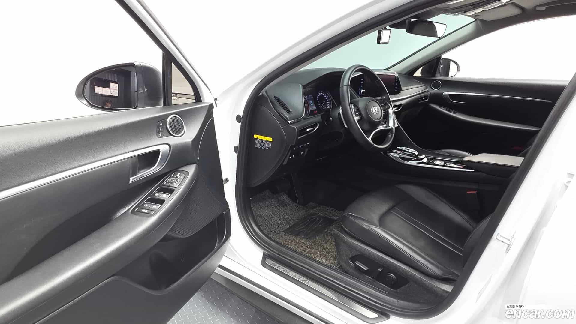 Sonata Hyundai 2019.4-INNER-010