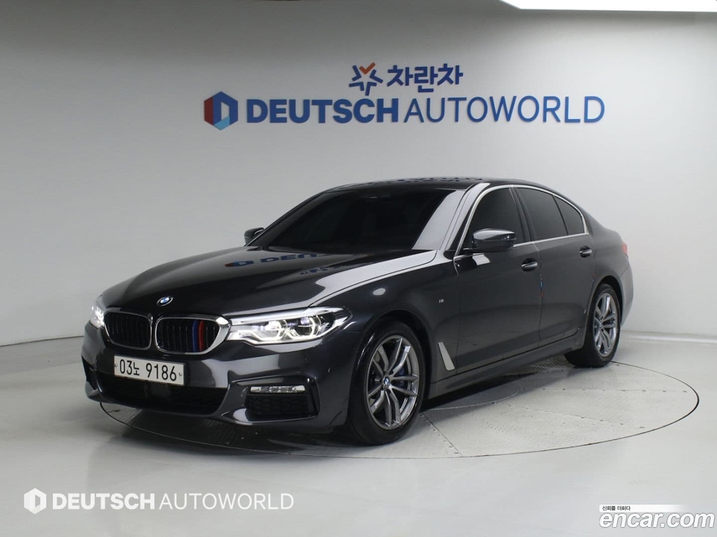 Main__Slider__Photo:5-Series BMW 2018.1-0