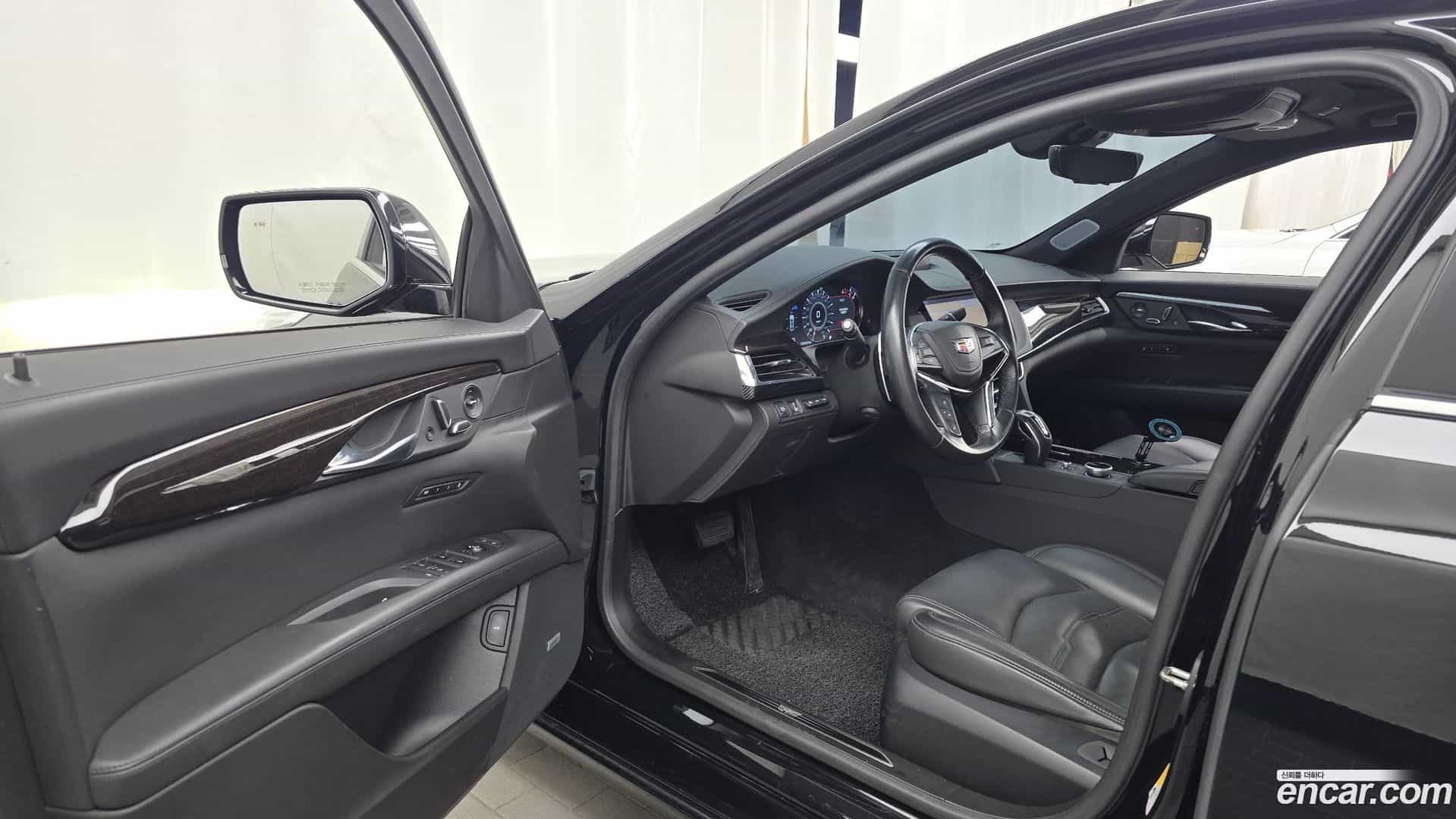 CT6 Cadillac 2019.4-INNER-010