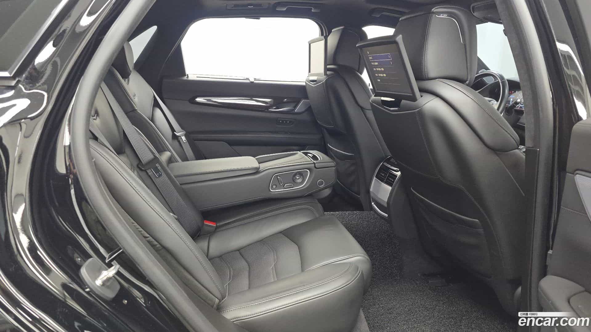 CT6 Cadillac 2019.4-OPTION-016