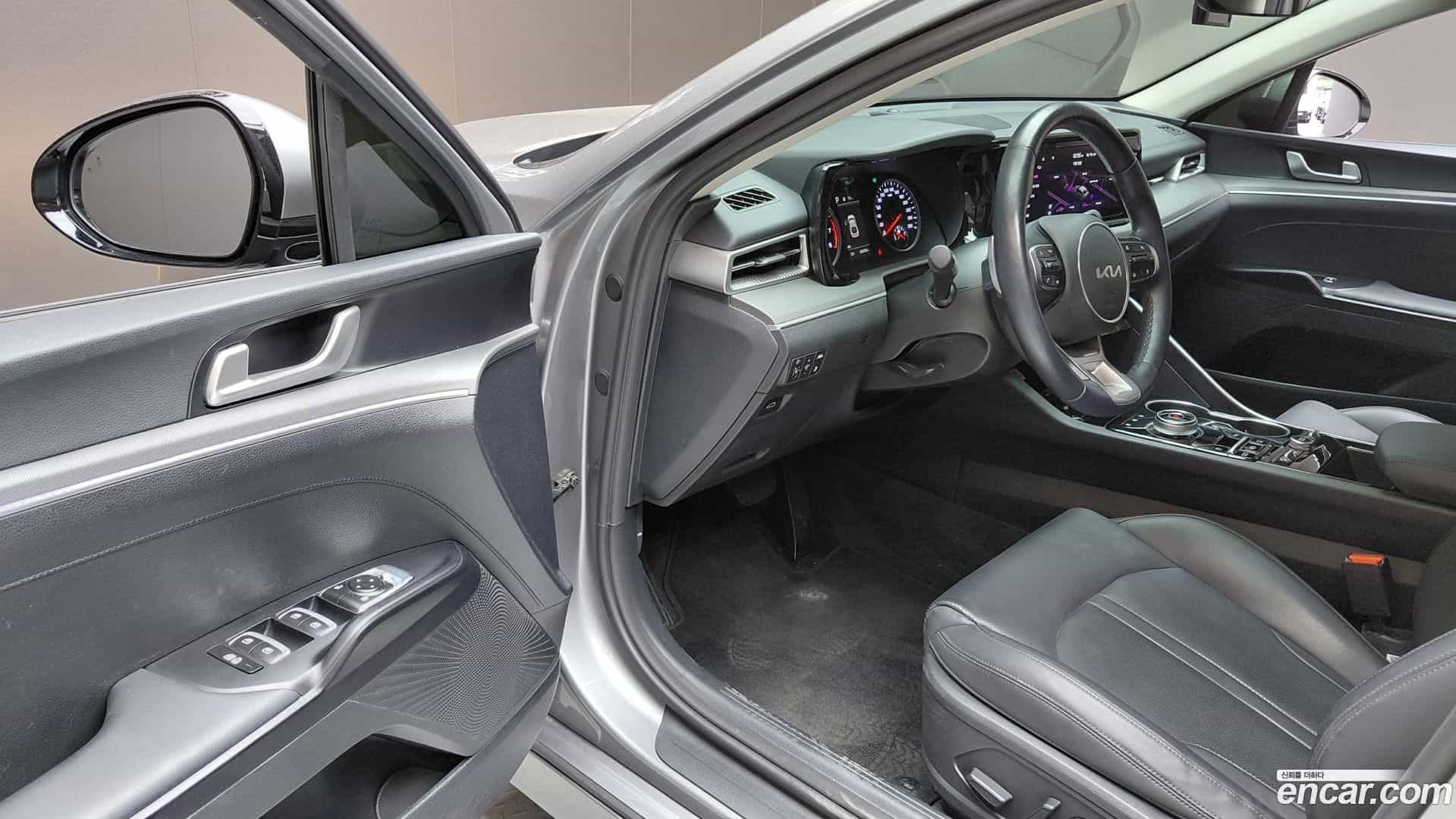 K5 Kia 2023.4-INNER-010