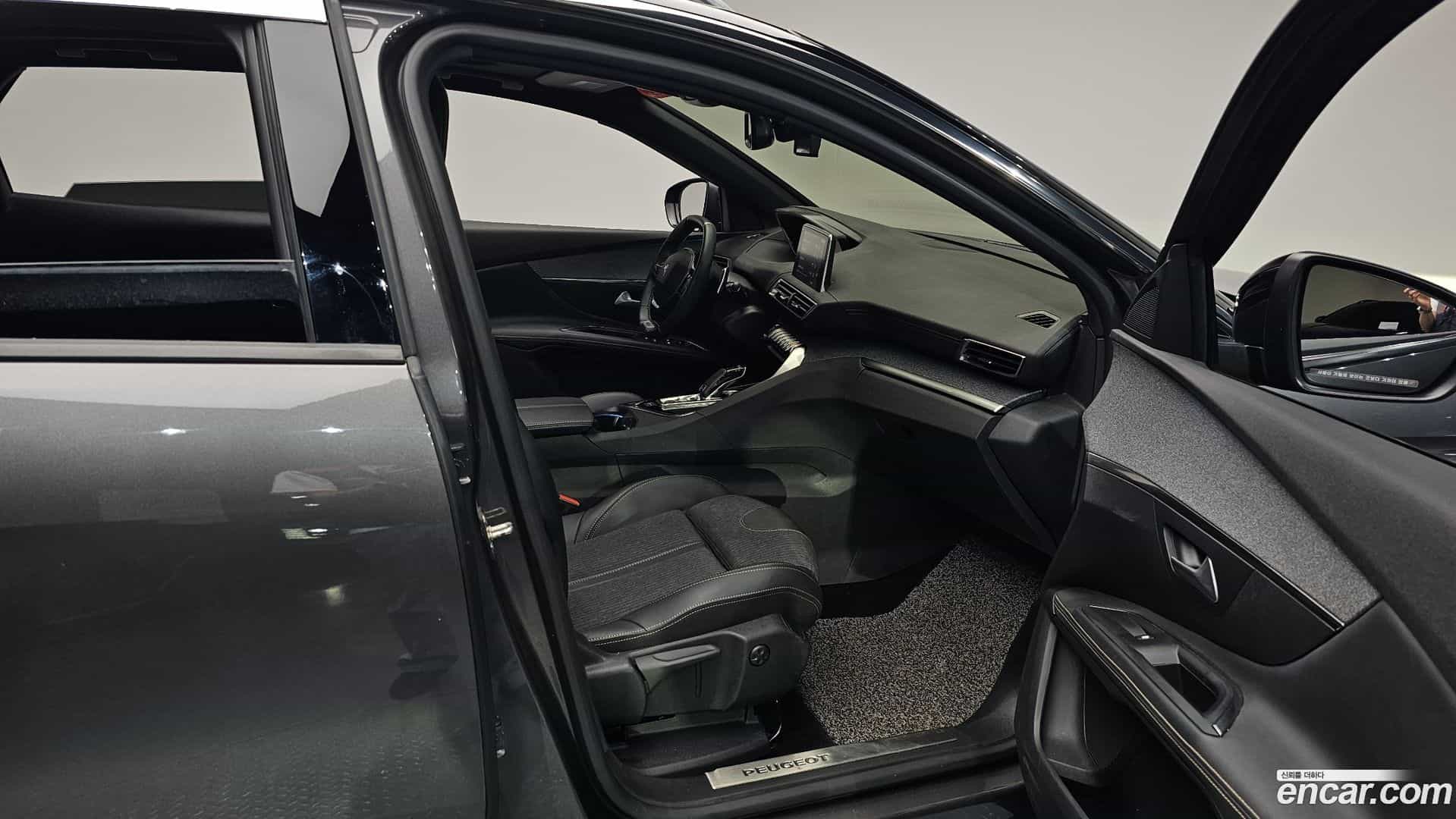 3008 Peugeot 2020.1-INNER-036
