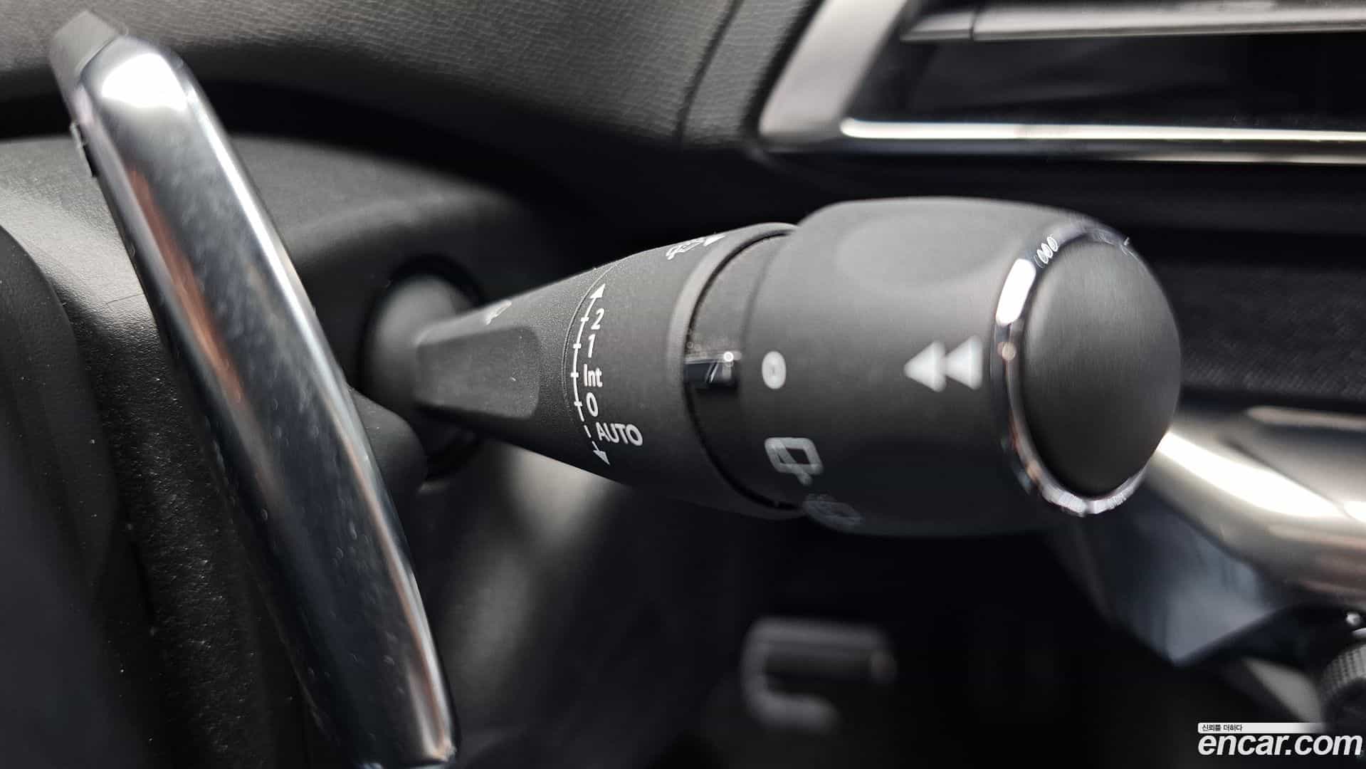 3008 Peugeot 2020.1-OPTION-043