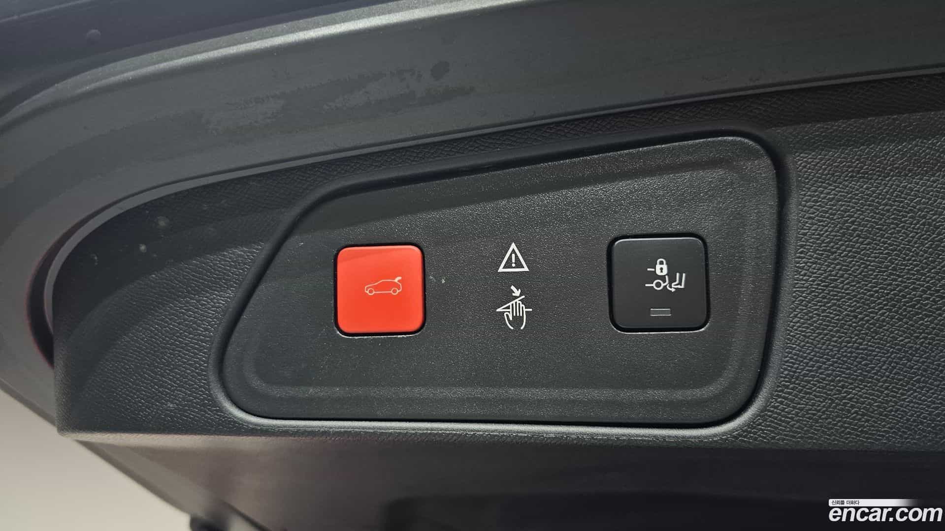3008 Peugeot 2020.1-OPTION-047
