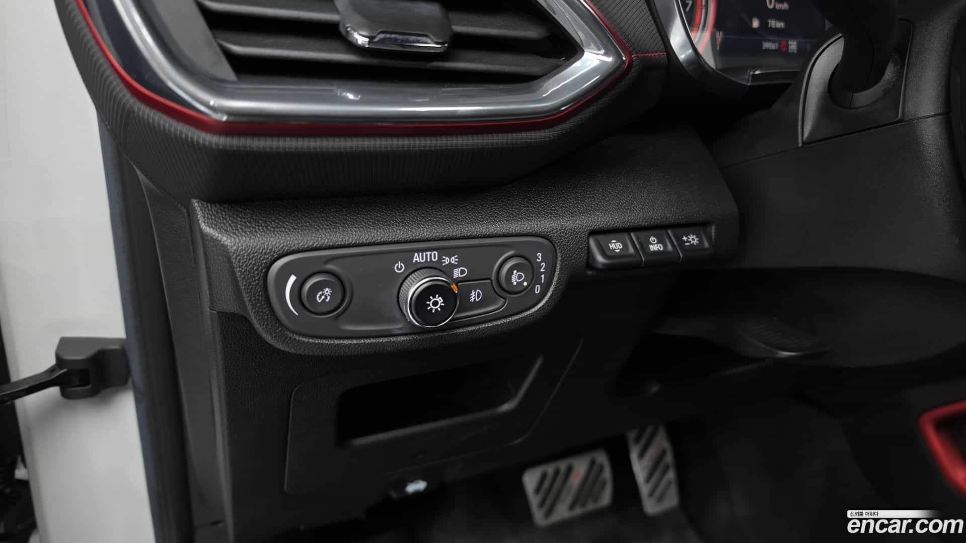Trailblazer Chevrolet 2022.6-OPTION-040