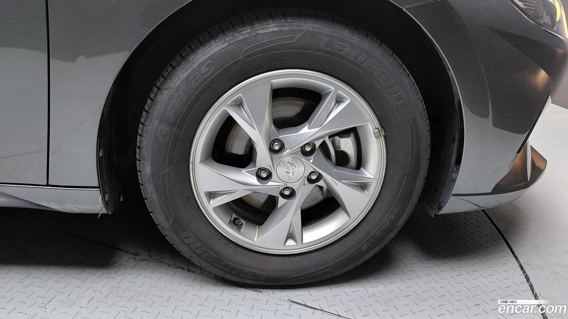 AVANTE Hyundai 2022.6-OUTER-031