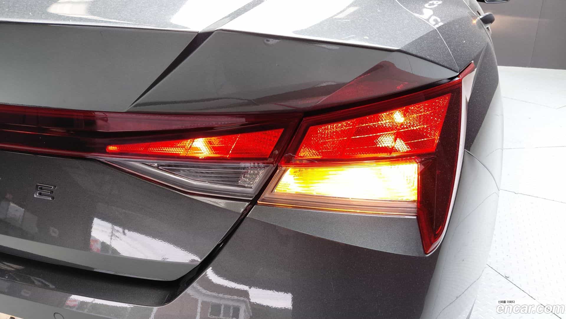AVANTE Hyundai 2022.6-OUTER-033