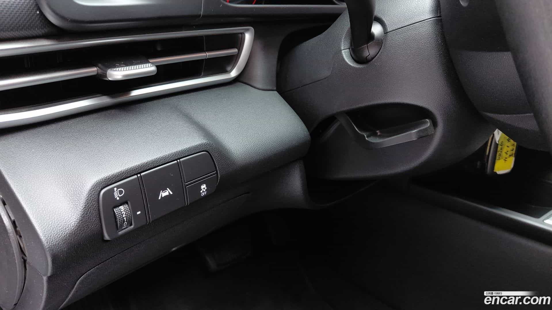 AVANTE Hyundai 2022.6-OPTION-041