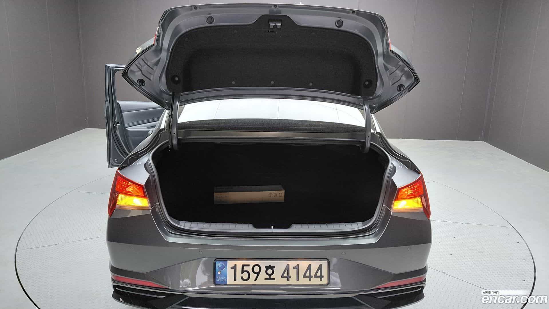 AVANTE Hyundai 2022.6-OPTION-043