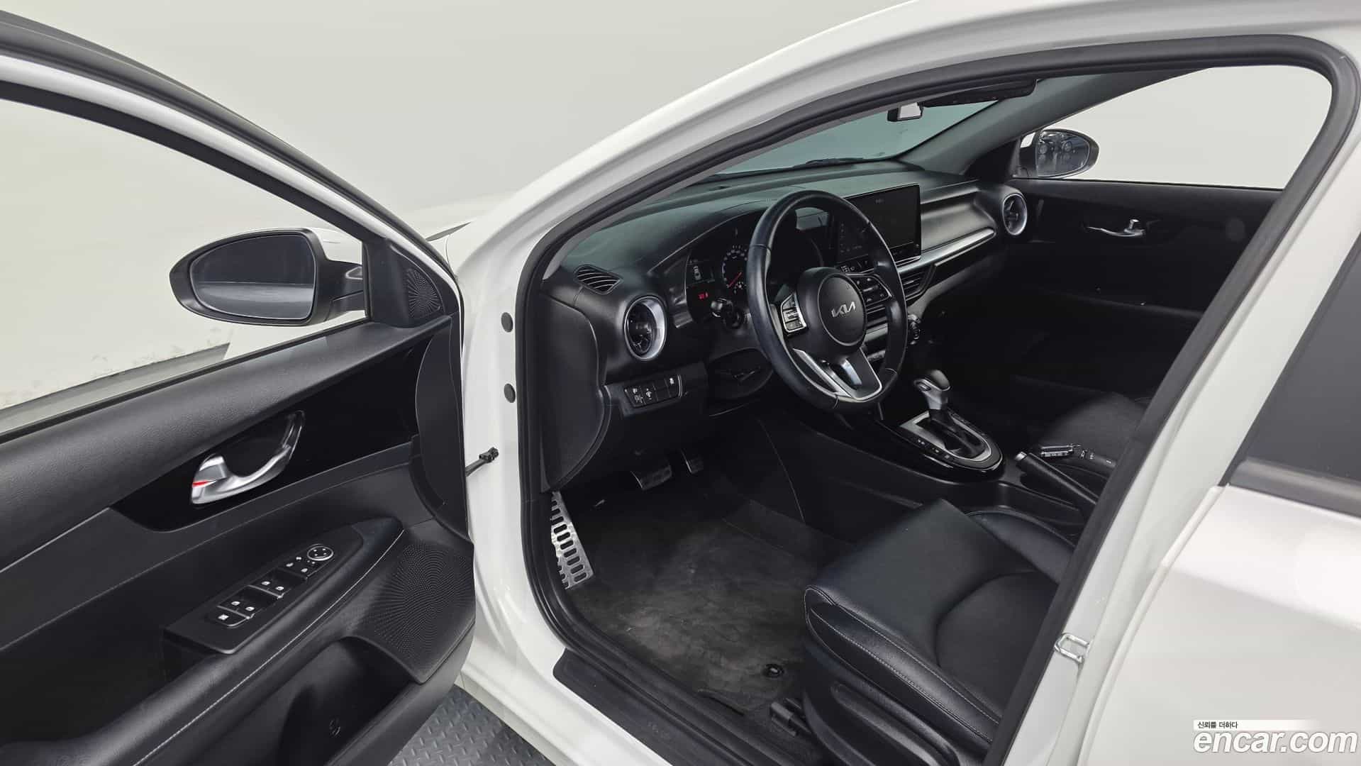 K3 Kia 2023.7-INNER-010