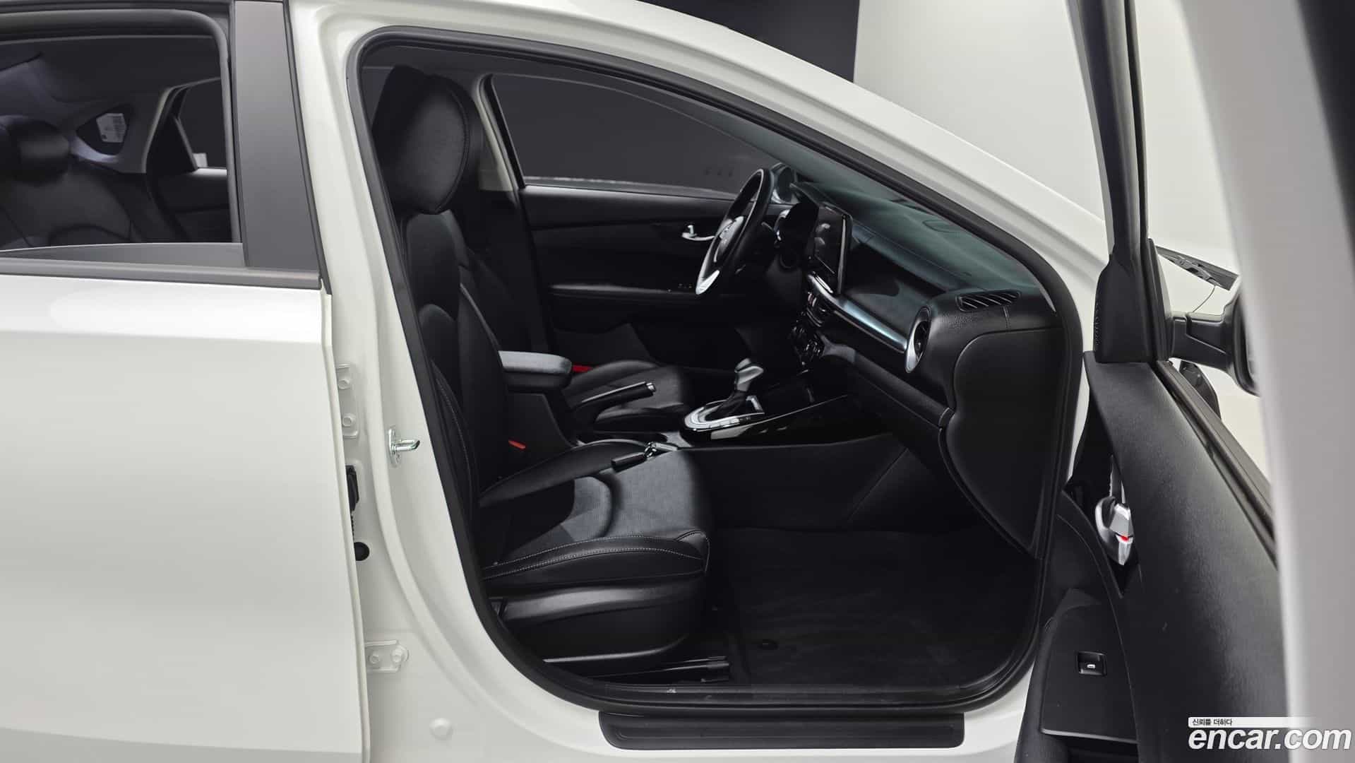 K3 Kia 2023.7-INNER-036