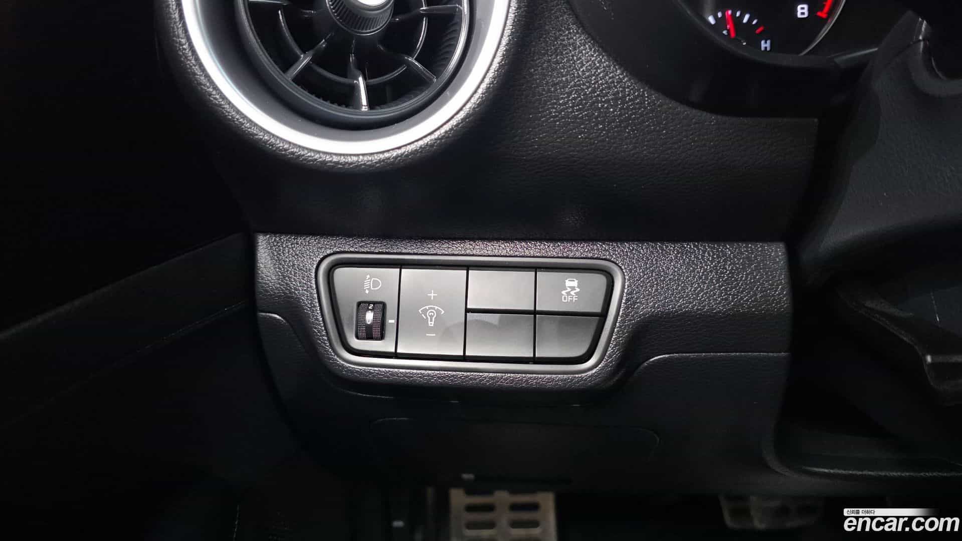 K3 Kia 2023.7-OPTION-040