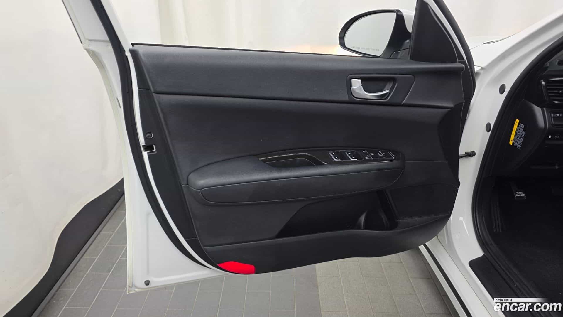 K5 Kia 2018.10-INNER-034