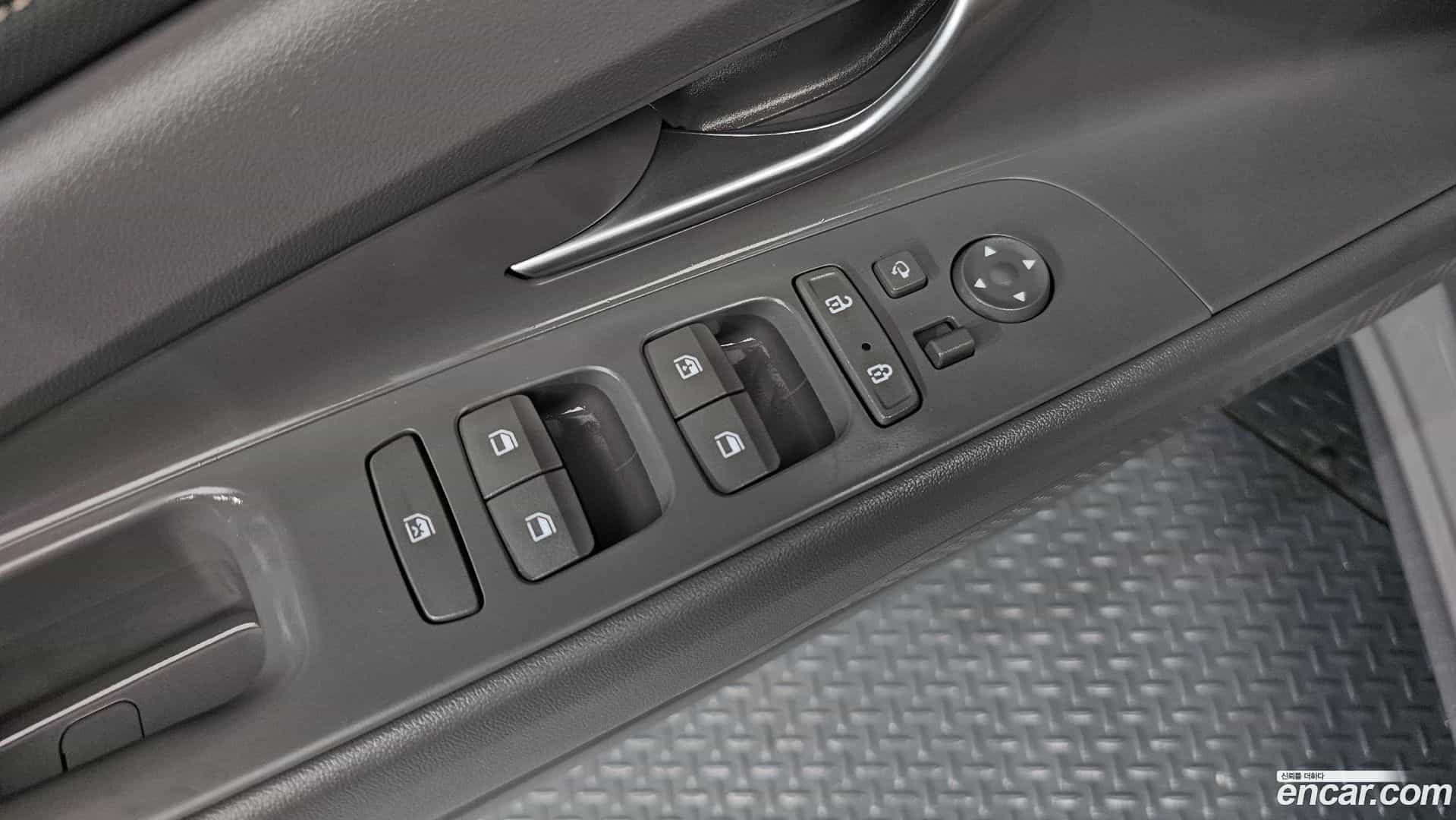 AVANTE Hyundai 2023.1-OPTION-017