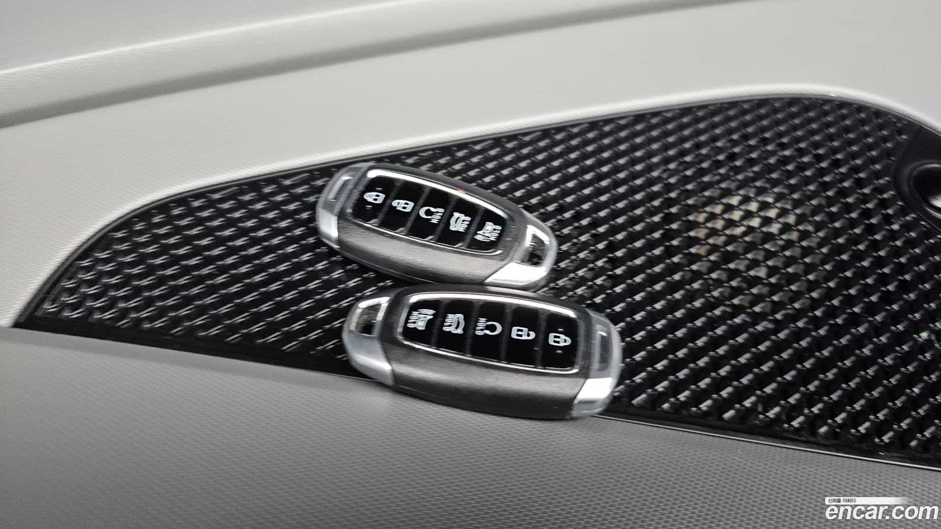 AVANTE Hyundai 2023.1-OPTION-024