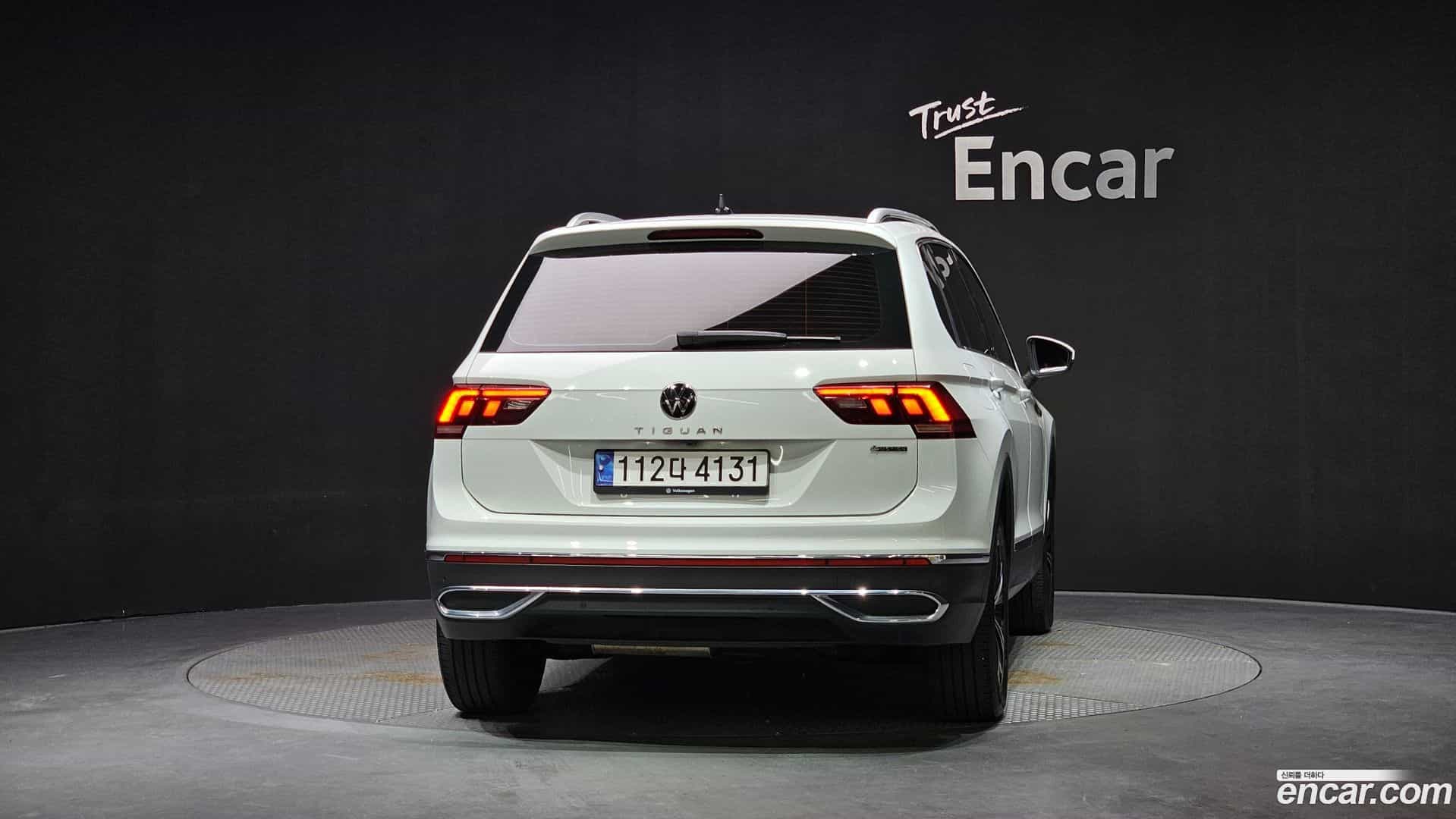 Tiguan Volkswagen 2021.10-OUTER-004