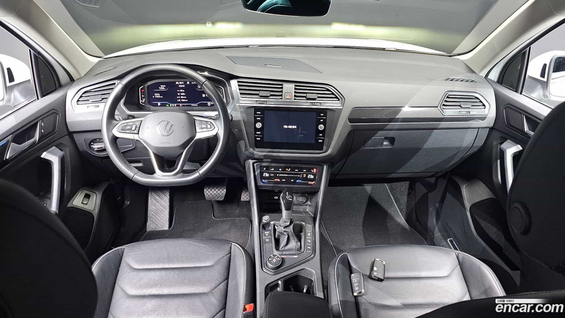 Tiguan Volkswagen 2021.10-INNER-007