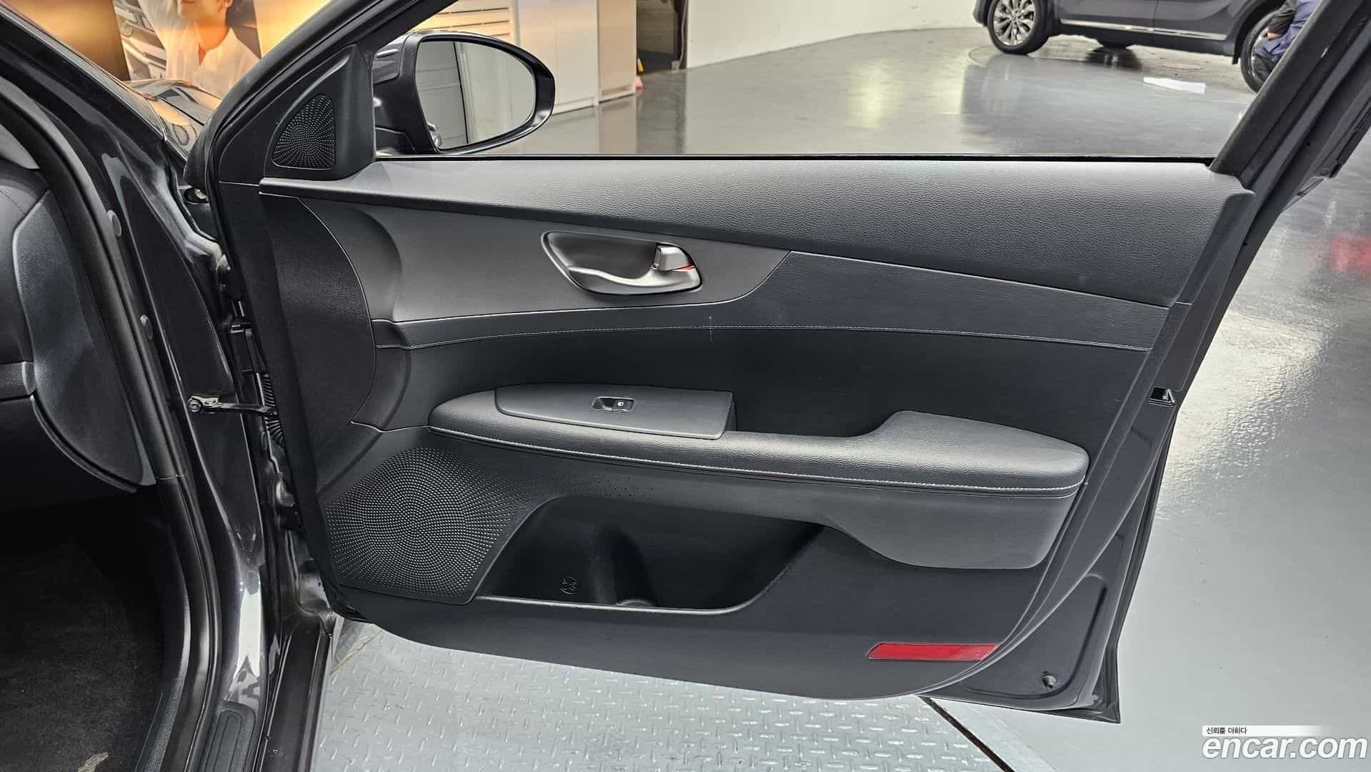 K3 Kia 2019.11-INNER-035