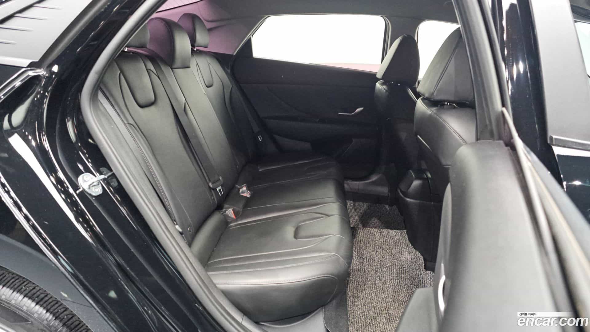 AVANTE Hyundai 2020.8-OPTION-015