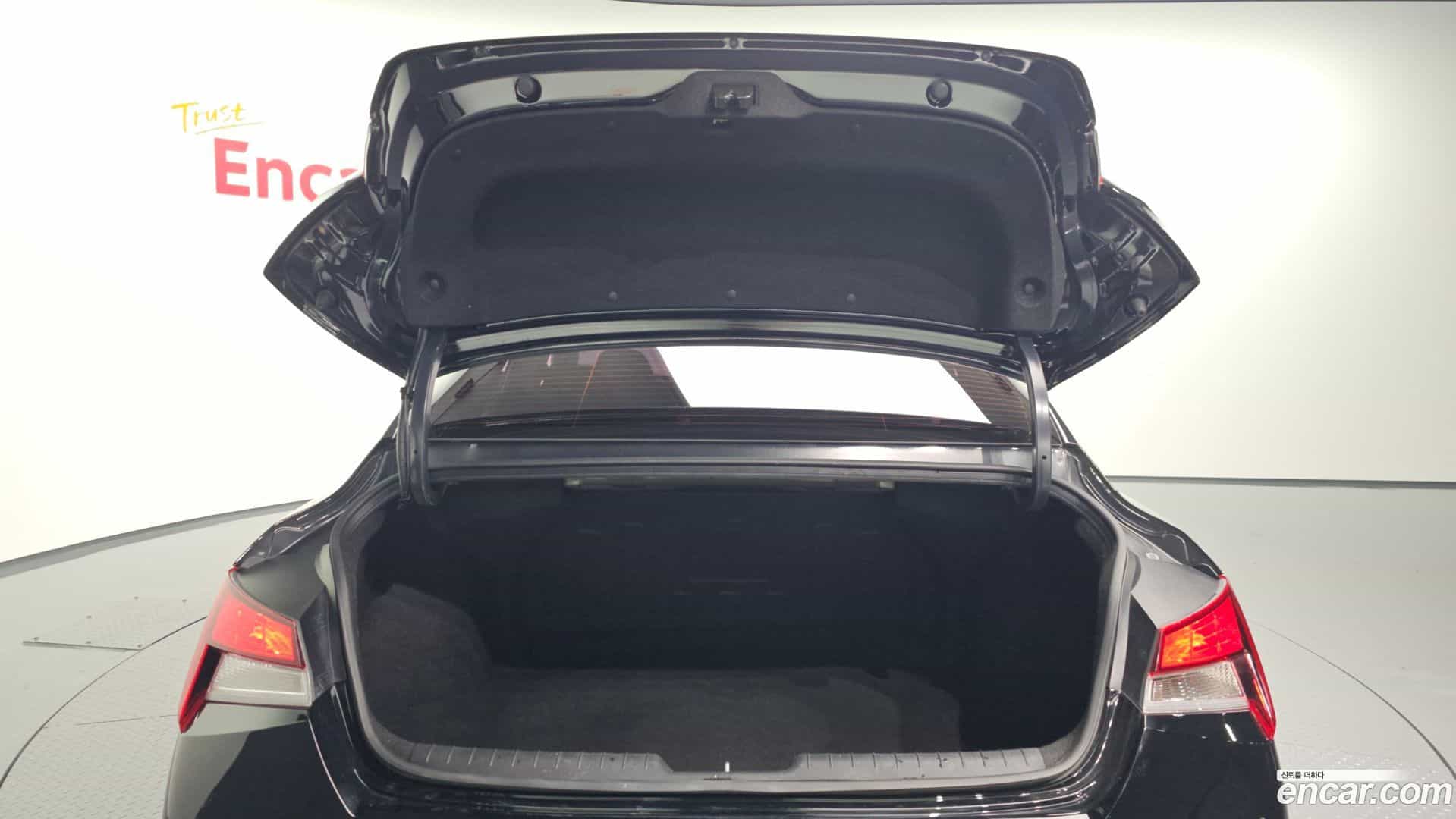 AVANTE Hyundai 2020.8-OPTION-024