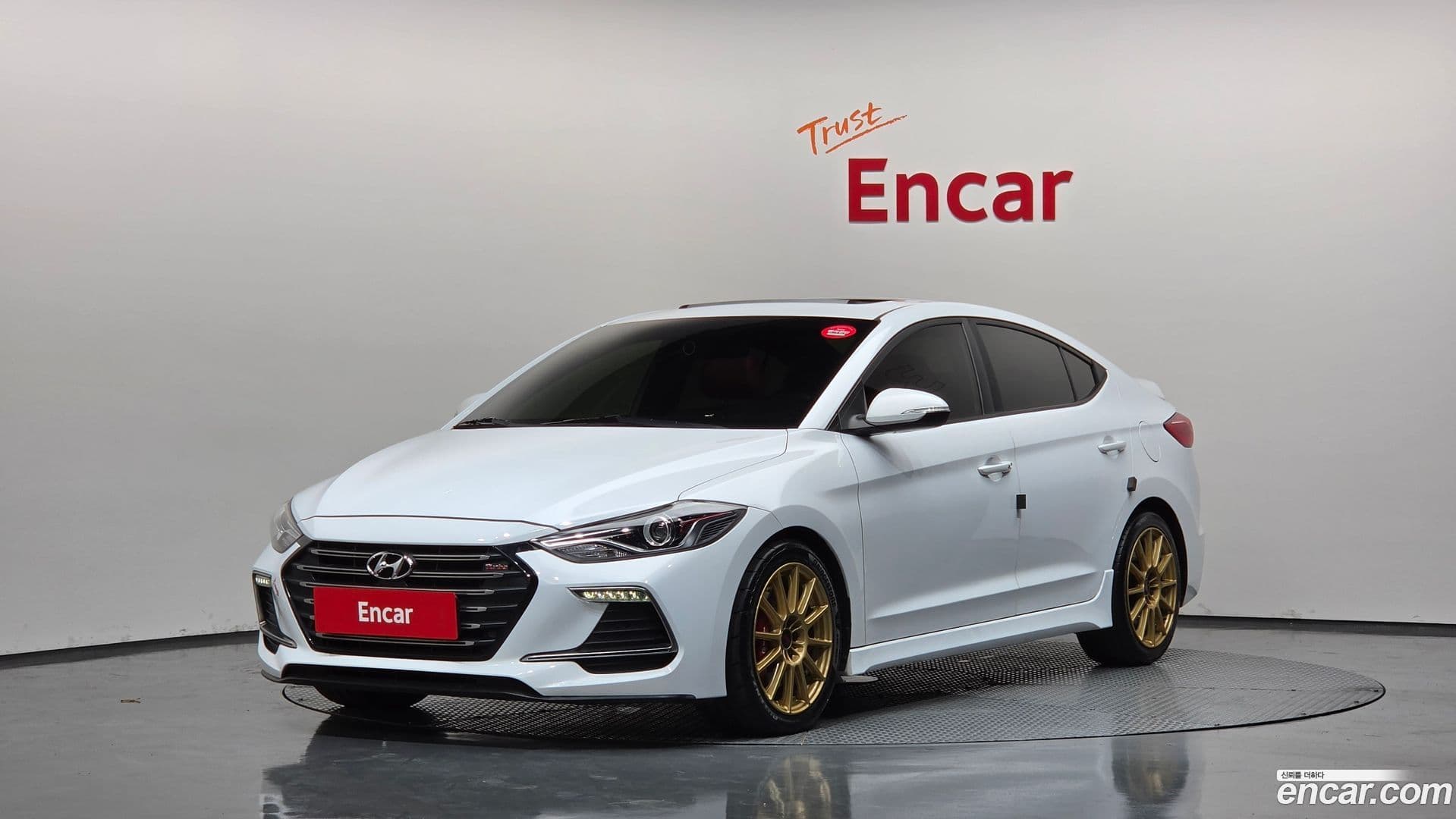 Main__Slider__Photo:AVANTE Hyundai 2018.10-0