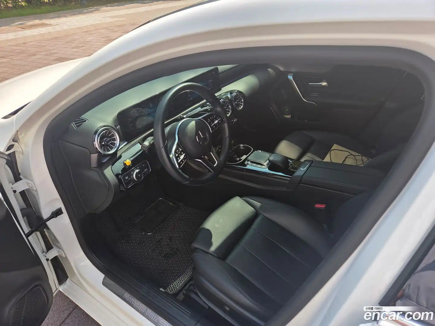 A-Class Mercedes-Benz 2021.5-INNER-010