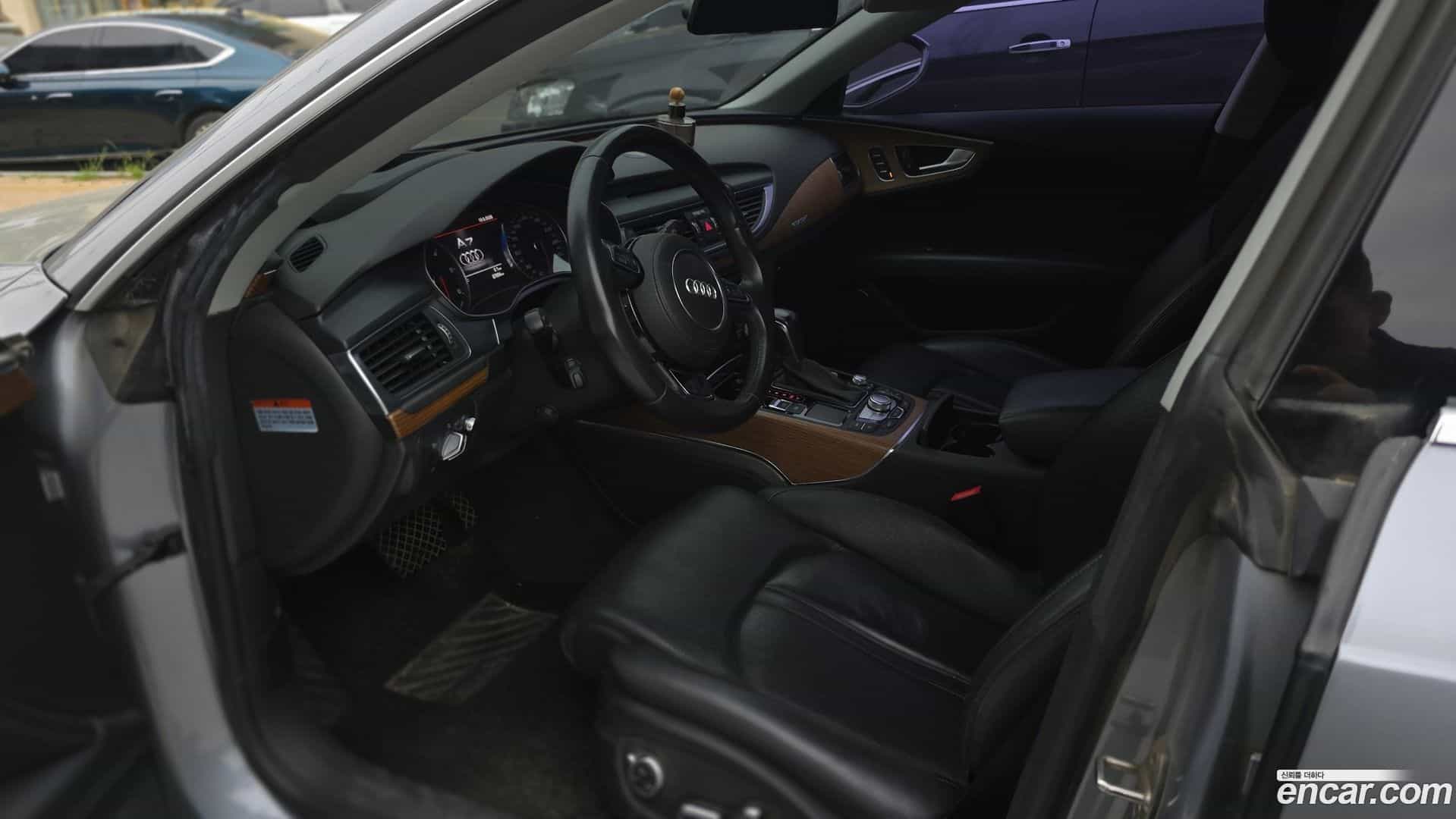 A7 Audi 2015.10-INNER-007