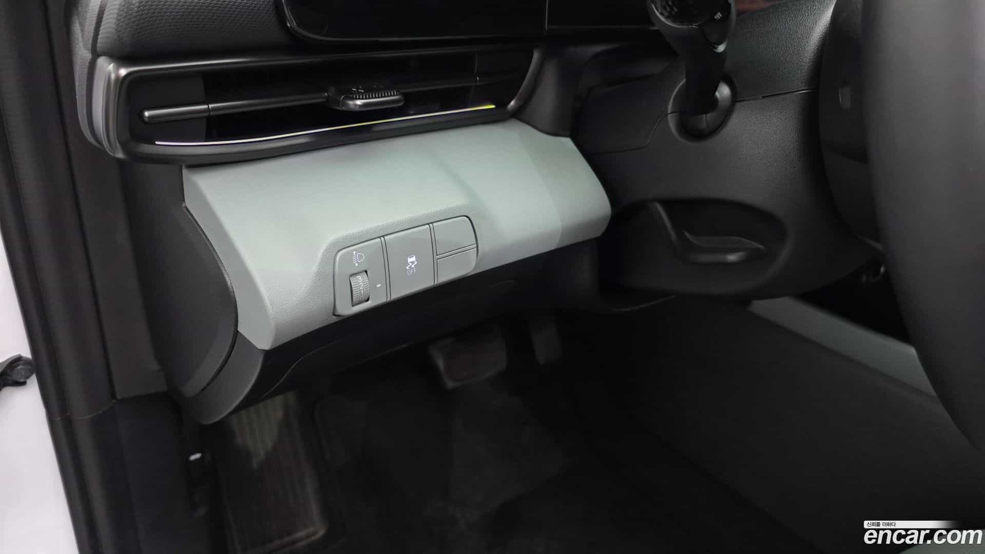 AVANTE Hyundai 2023.5-OPTION-022