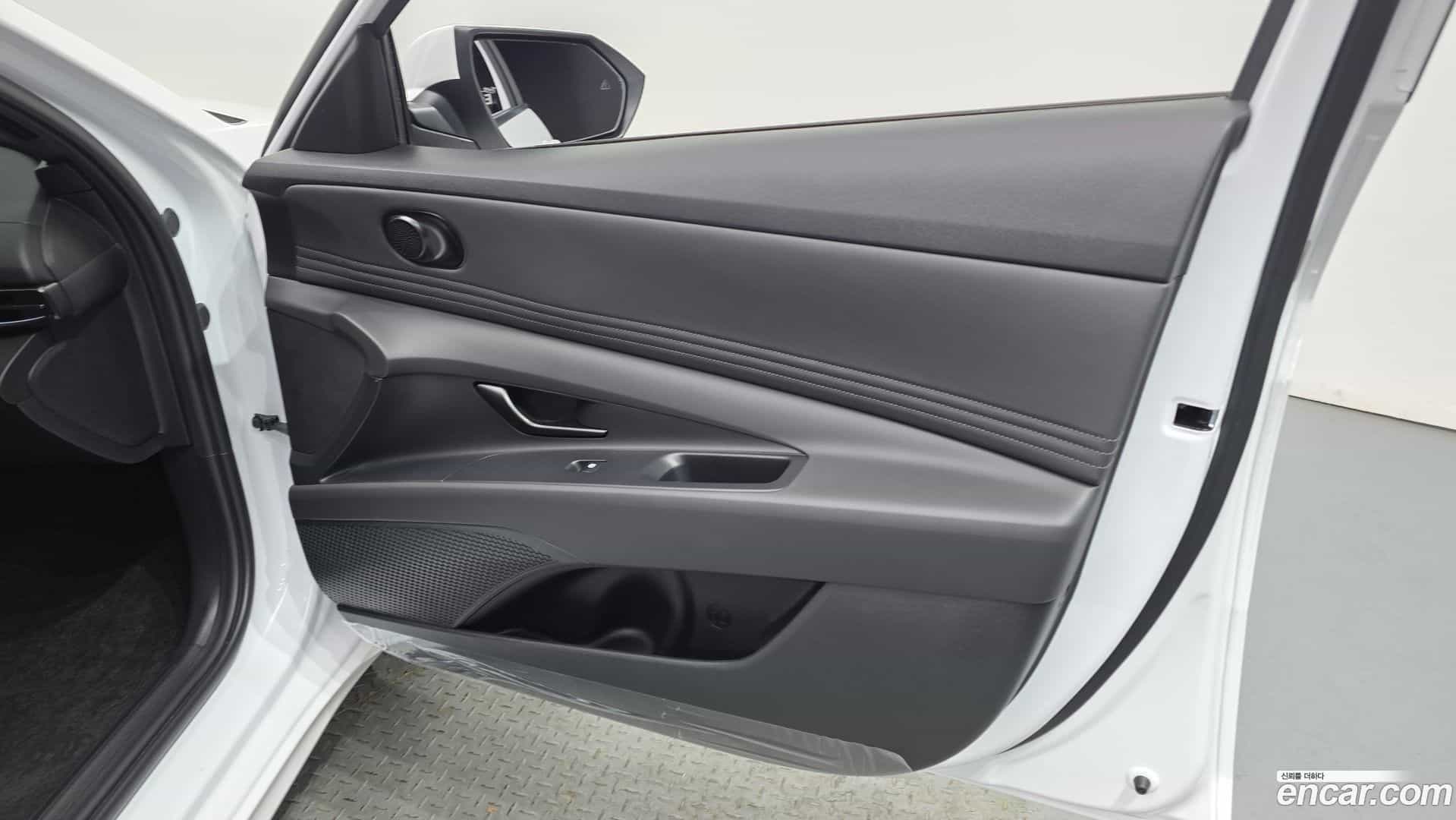AVANTE Hyundai 2023.5-INNER-034