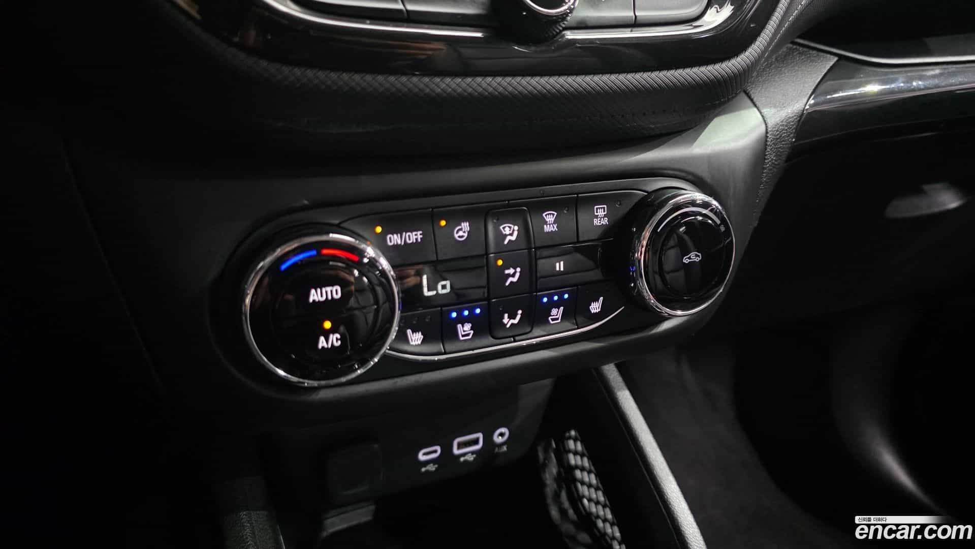Trailblazer Chevrolet 2021.8-OPTION-022