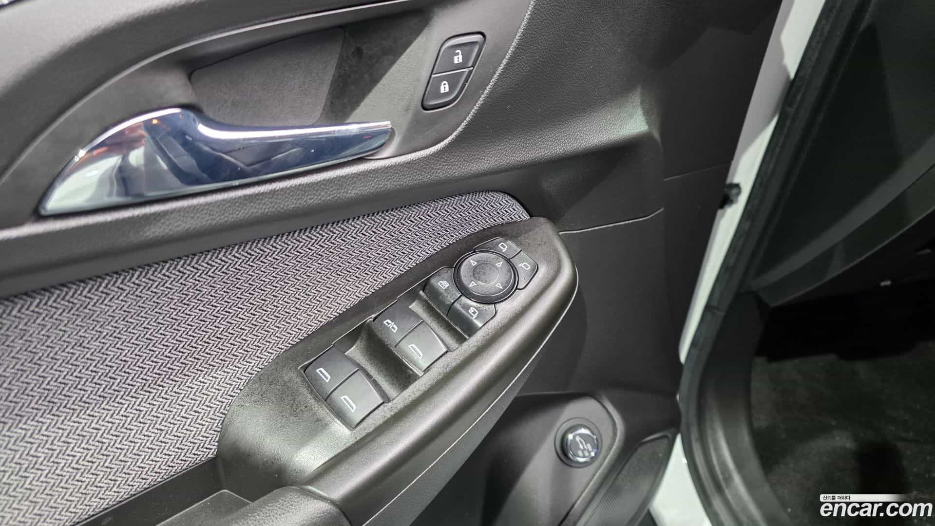 Trailblazer Chevrolet 2021.8-OPTION-042