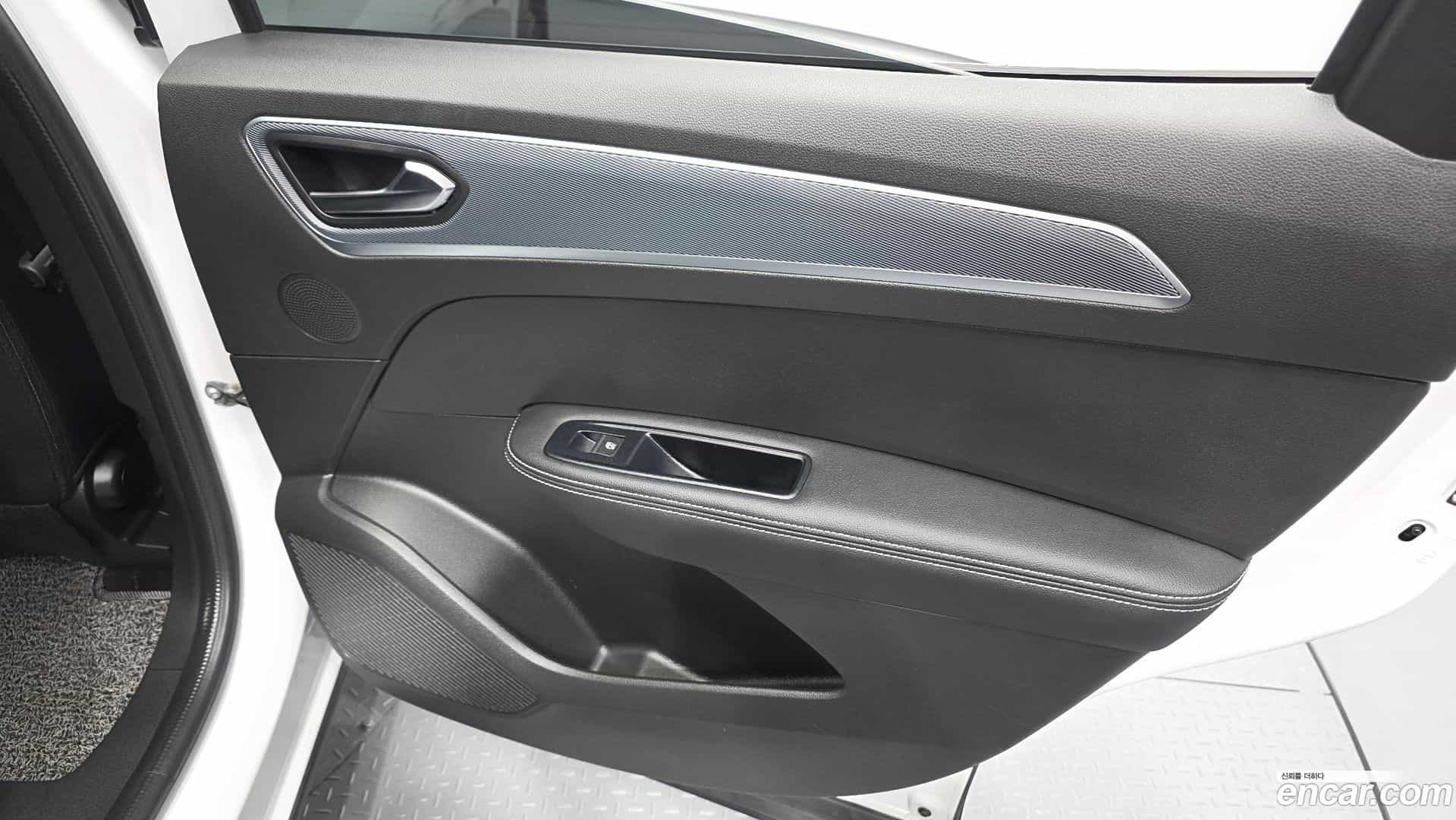 XM3 Renault Korea 2022.5-INNER-035